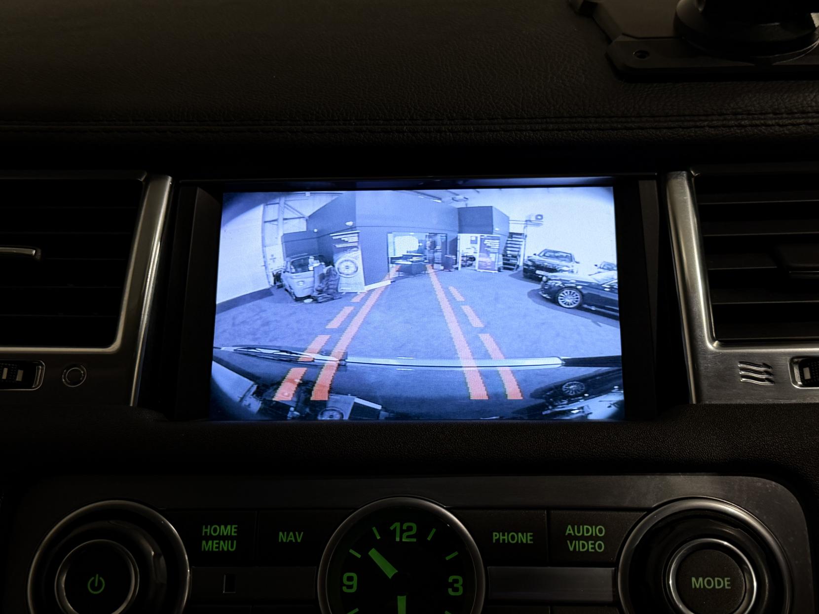 Land Rover Range Rover Sport 3.0 SD V6 HSE SUV 5dr Diesel Auto 4WD Euro 5 (255 bhp)