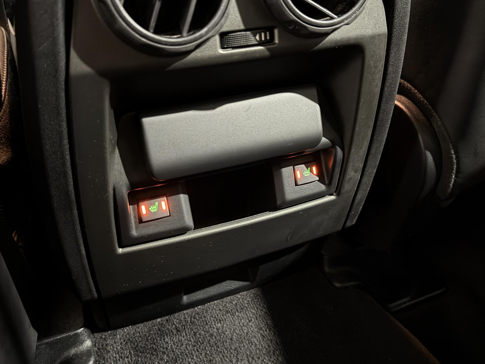 Land Rover Range Rover Sport 3.0 SD V6 HSE SUV 5dr Diesel Auto 4WD Euro 5 (255 bhp)