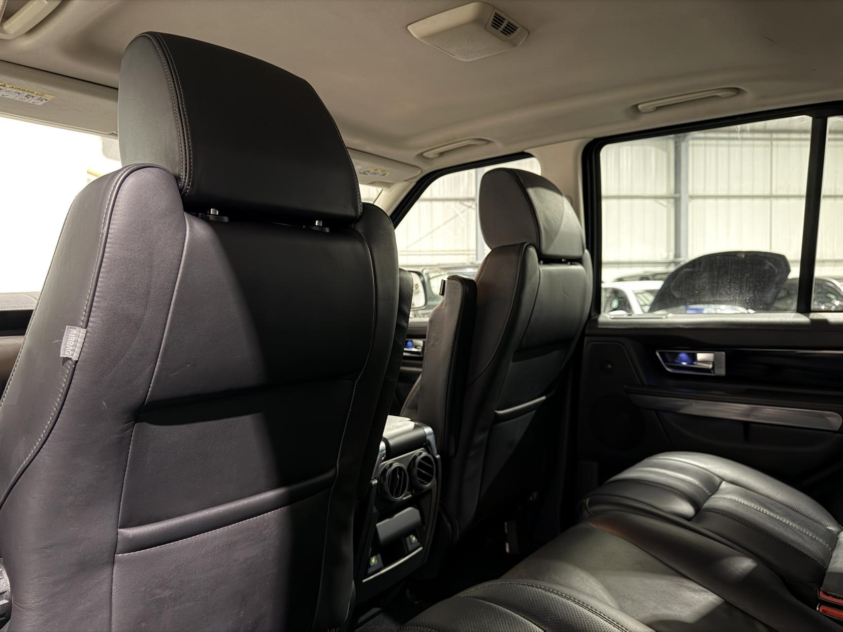 Land Rover Range Rover Sport 3.0 SD V6 HSE SUV 5dr Diesel Auto 4WD Euro 5 (255 bhp)