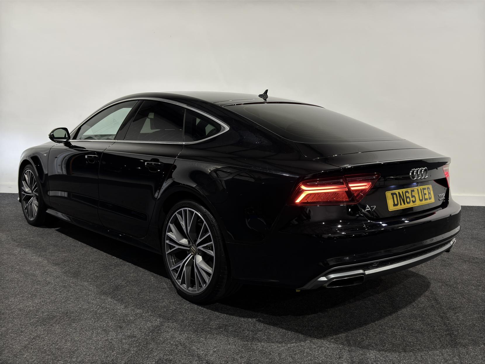 Audi A7 3.0 TFSI V6 S line Sportback 5dr Petrol S Tronic quattro Euro 6 (s/s) (333 ps)