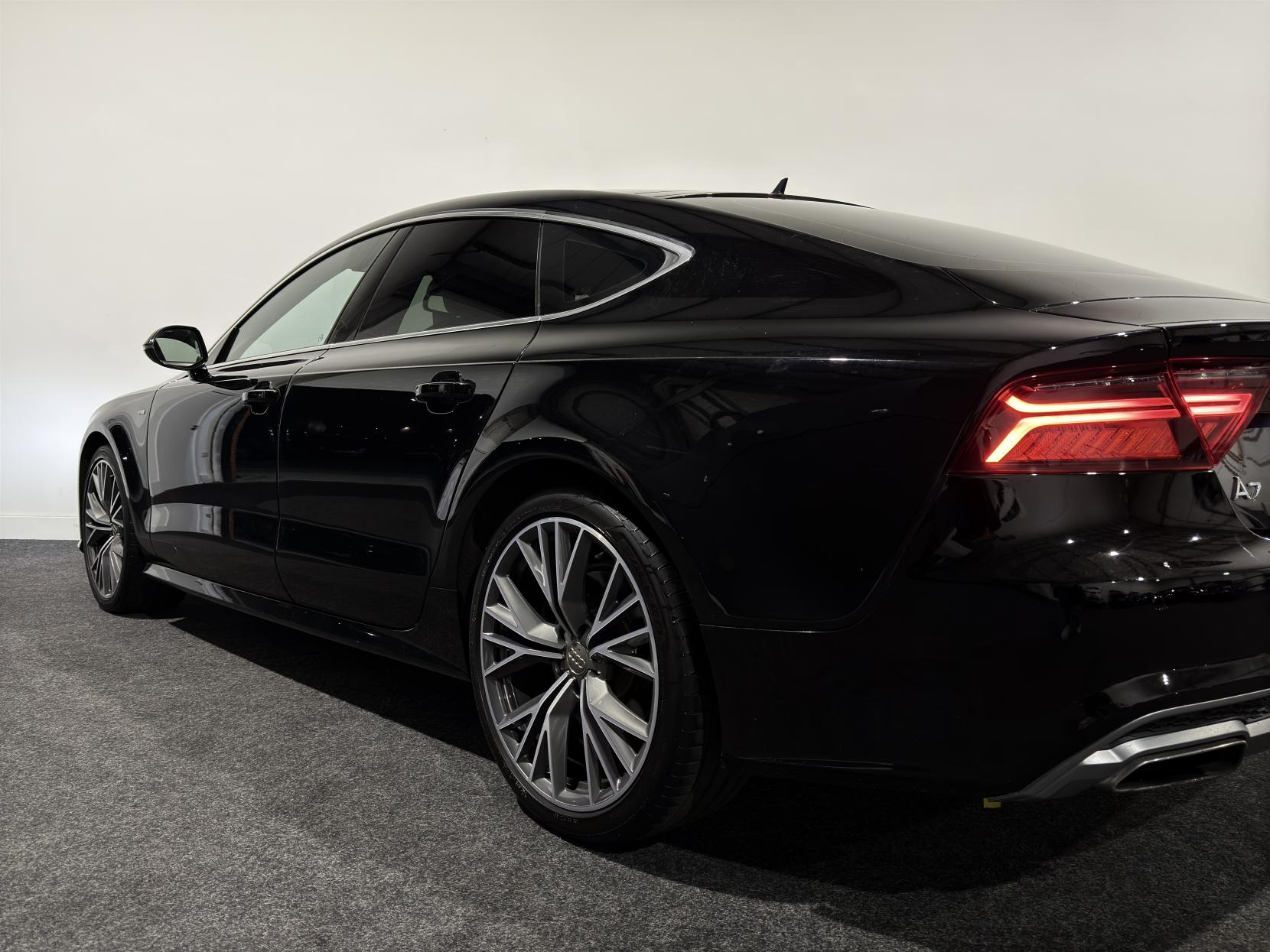 Audi A7 3.0 TFSI V6 S line Sportback 5dr Petrol S Tronic quattro Euro 6 (s/s) (333 ps)