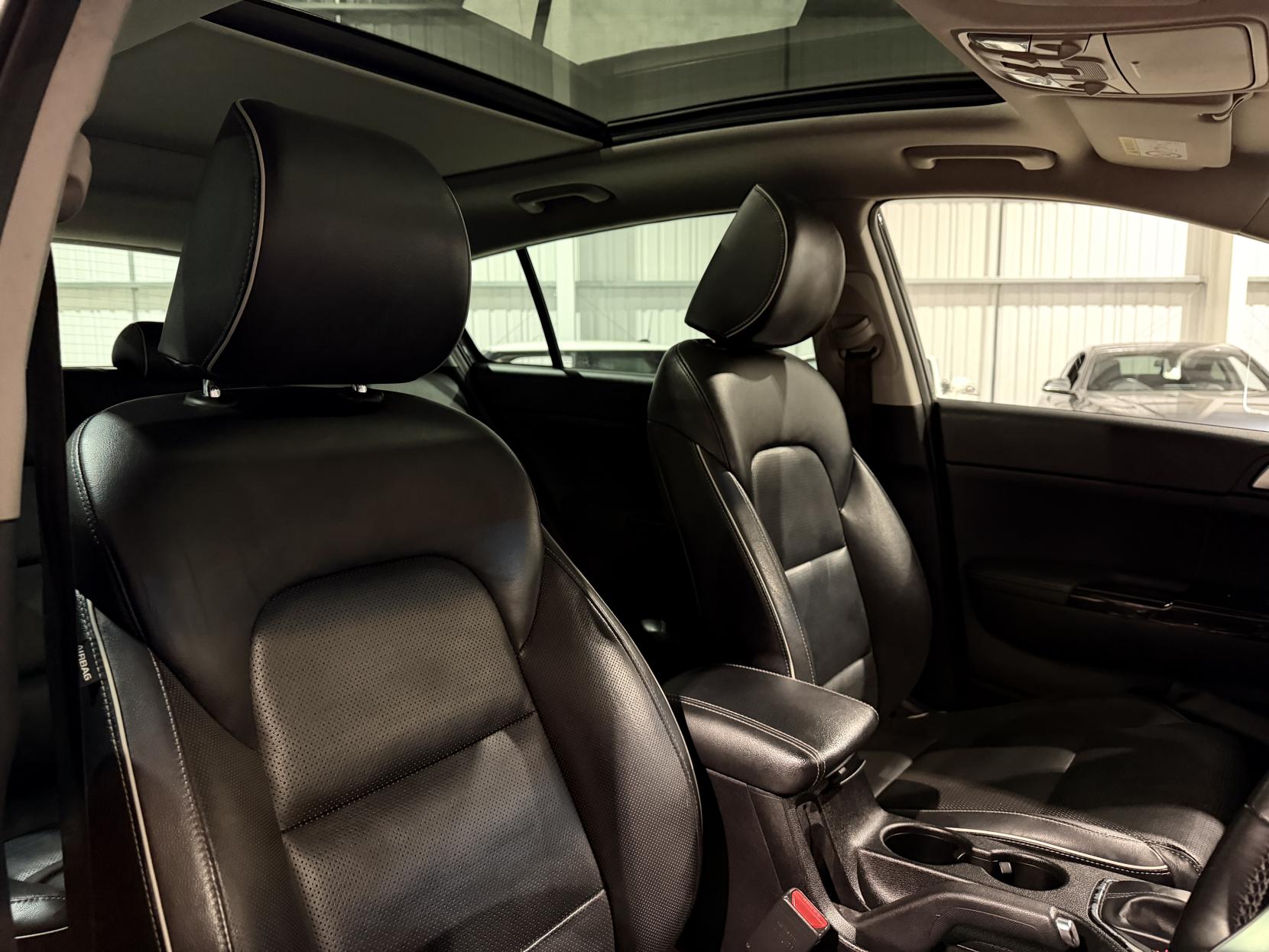 Kia Sportage 2.0 CRDi KX-4 SUV 5dr Diesel Auto AWD Euro 6 (182 bhp)