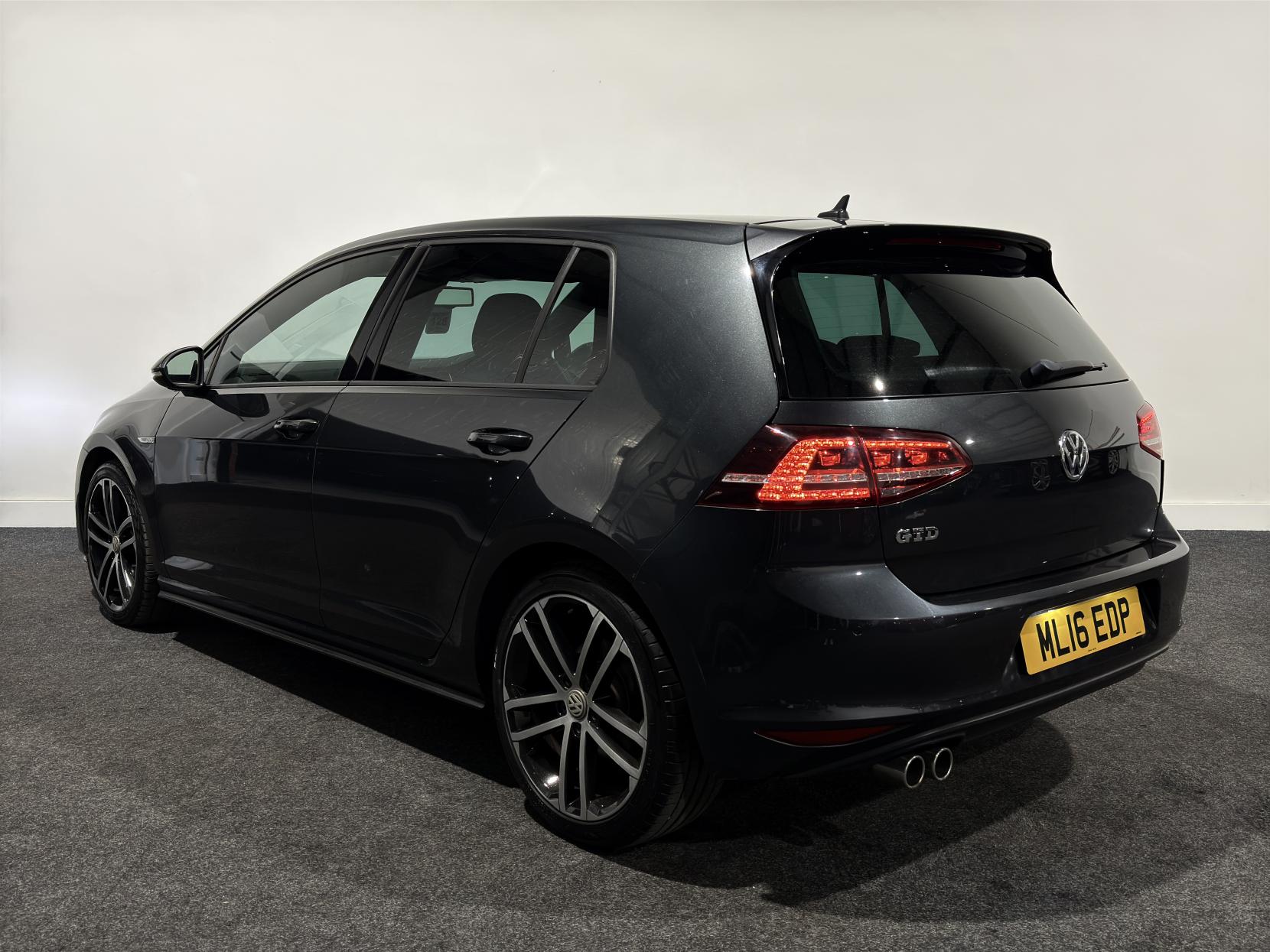 Volkswagen Golf 2.0 TDI BlueMotion Tech GTD Hatchback 5dr Diesel Manual Euro 6 (s/s) (184 ps)