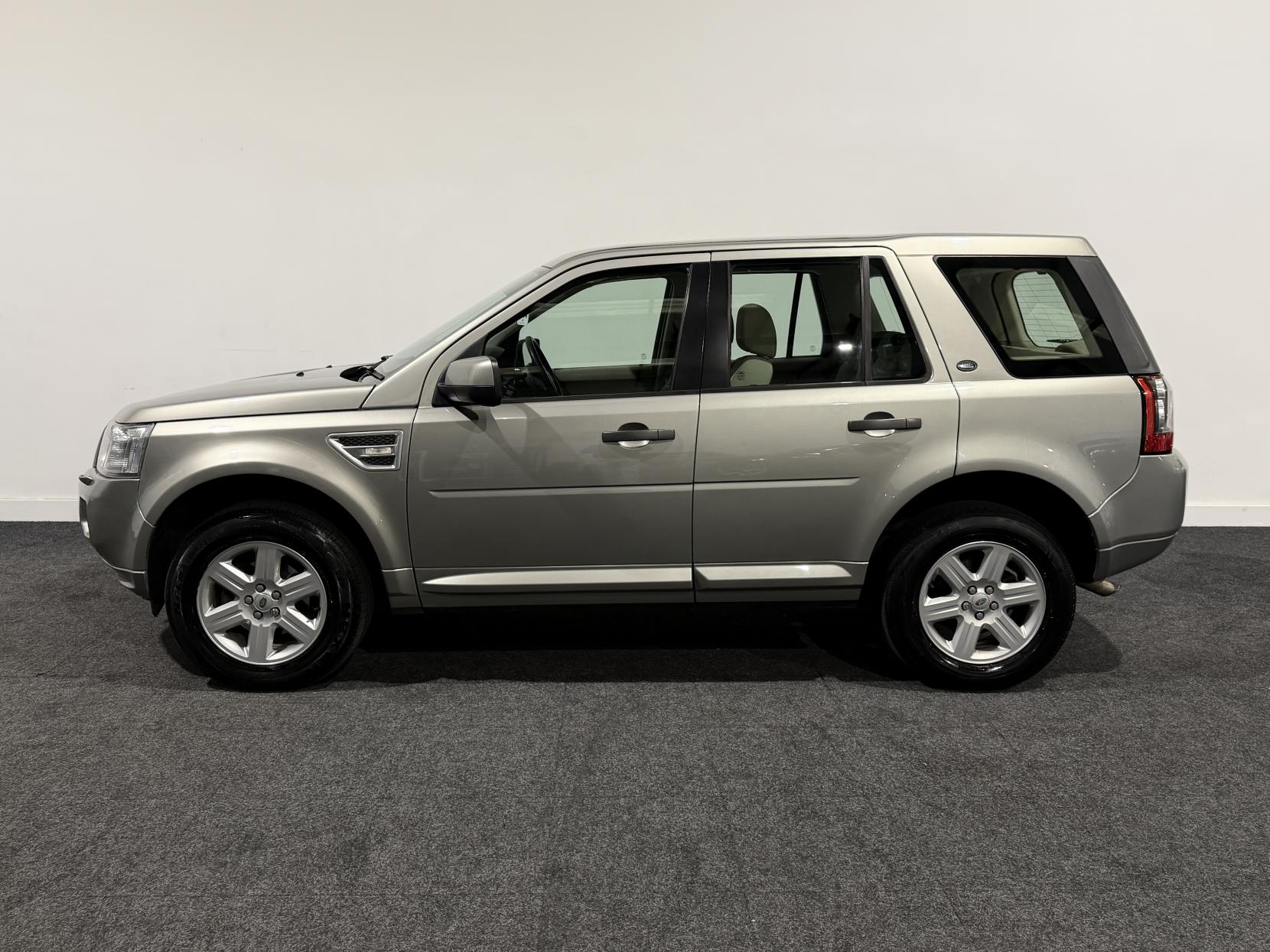 Land Rover Freelander 2 2.2 SD4 GS SUV 5dr Diesel CommandShift 4WD Euro 5 (190 ps)
