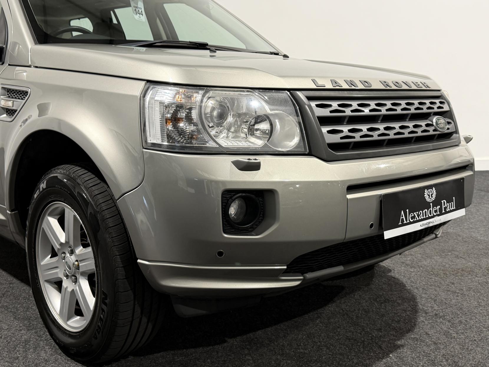 Land Rover Freelander 2 2.2 SD4 GS SUV 5dr Diesel CommandShift 4WD Euro 5 (190 ps)