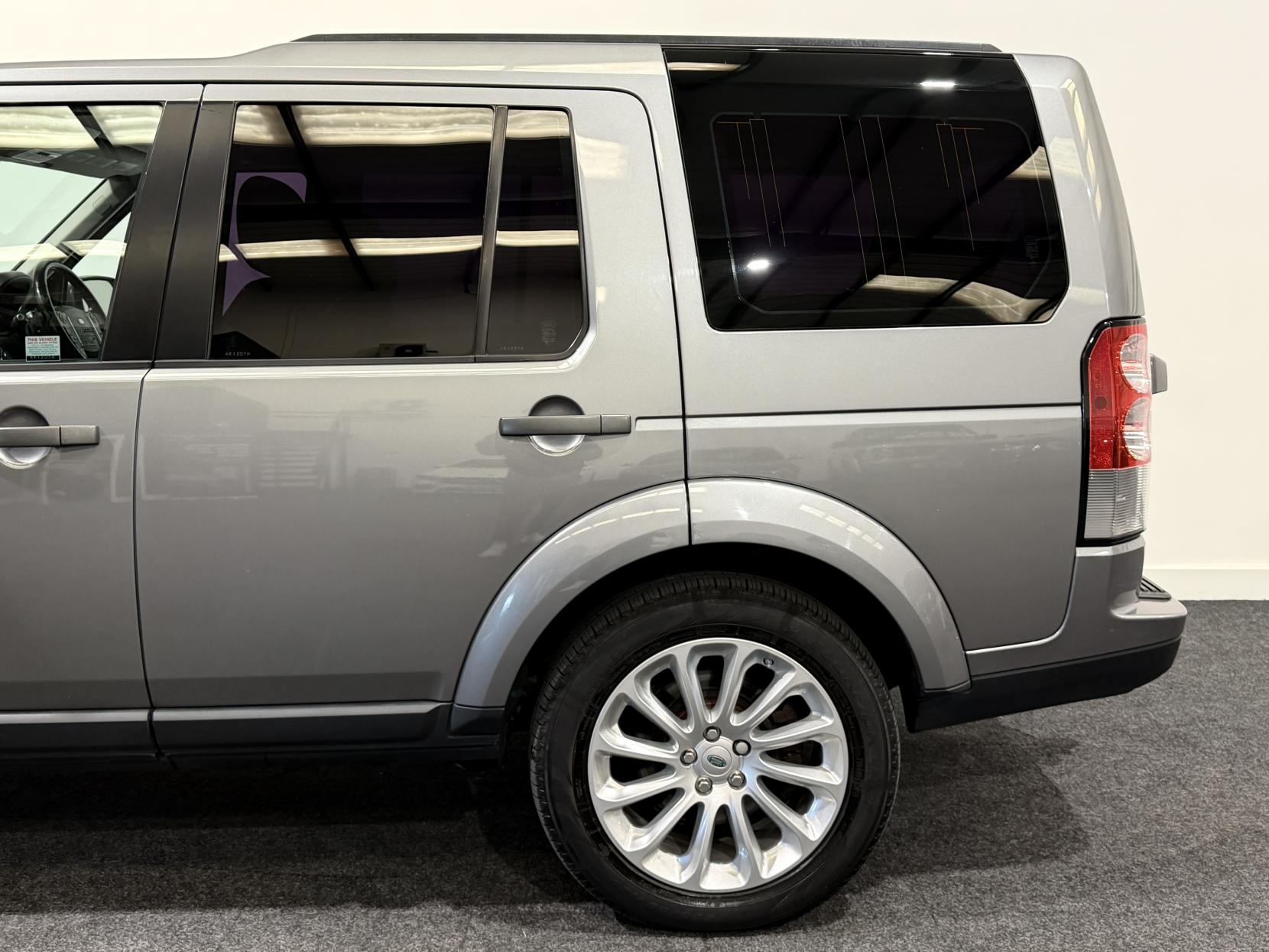 Land Rover Discovery 4 3.0 SD V6 XS SUV 5dr Diesel Auto 4WD Euro 5 (255 bhp)