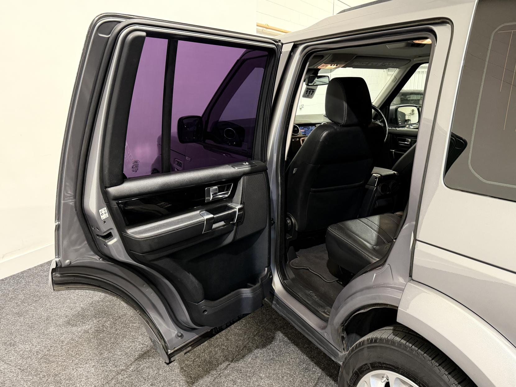 Land Rover Discovery 4 3.0 SD V6 XS SUV 5dr Diesel Auto 4WD Euro 5 (255 bhp)
