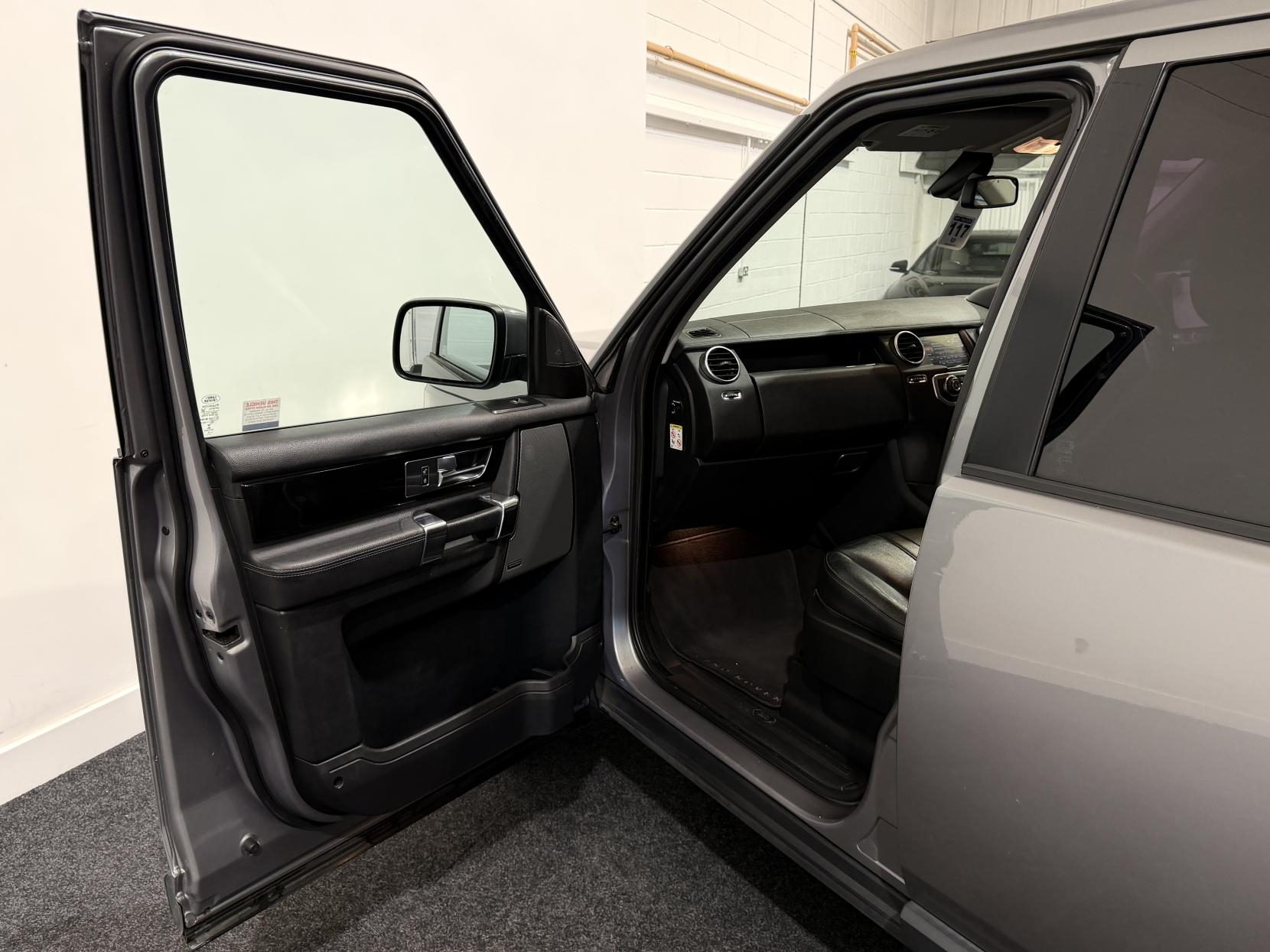 Land Rover Discovery 4 3.0 SD V6 XS SUV 5dr Diesel Auto 4WD Euro 5 (255 bhp)