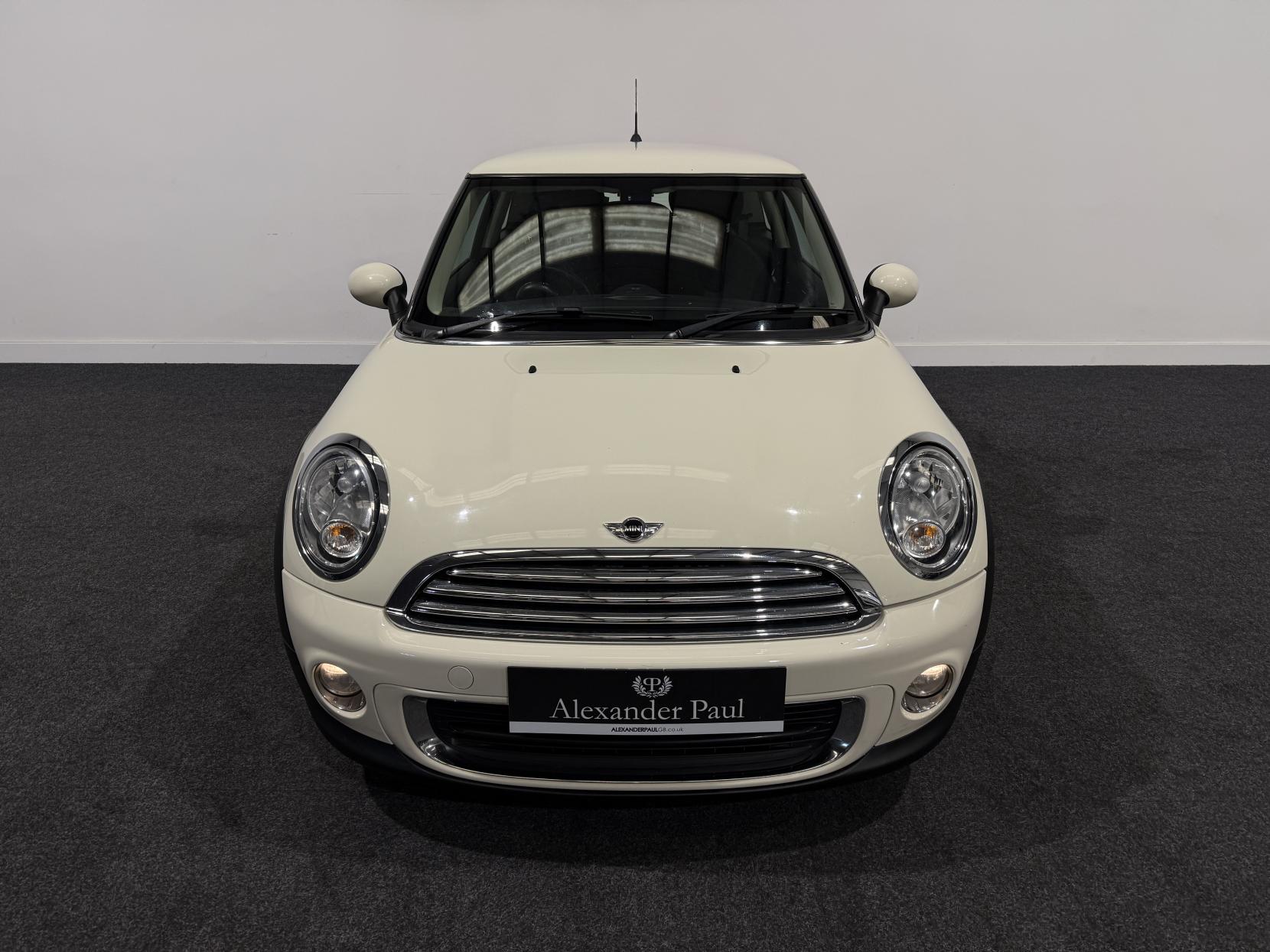 MINI Hatch 1.6 One Hatchback 3dr Petrol Manual Euro 5 (98 ps)