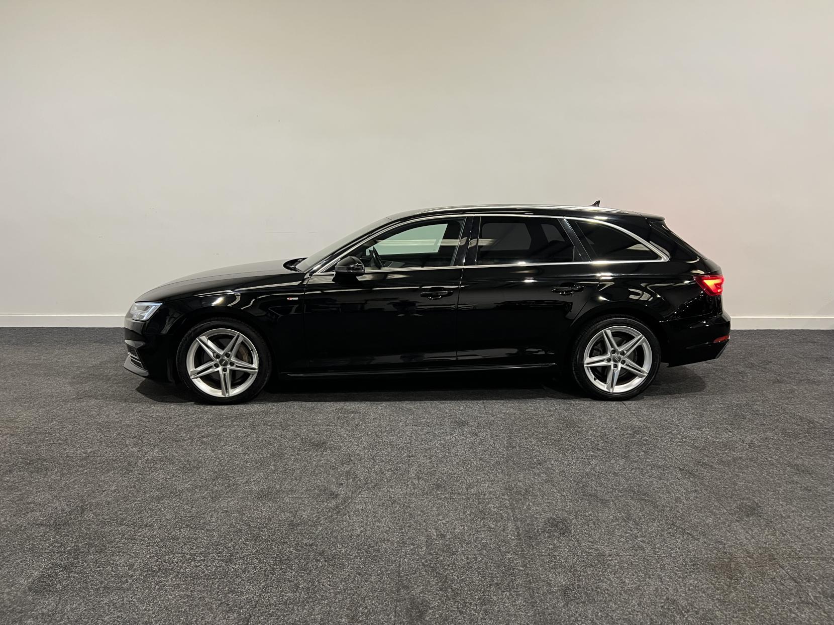 Audi A4 Avant 2.0 TDI ultra S line Estate 5dr Diesel S Tronic Euro 6 (s/s) (190 ps)