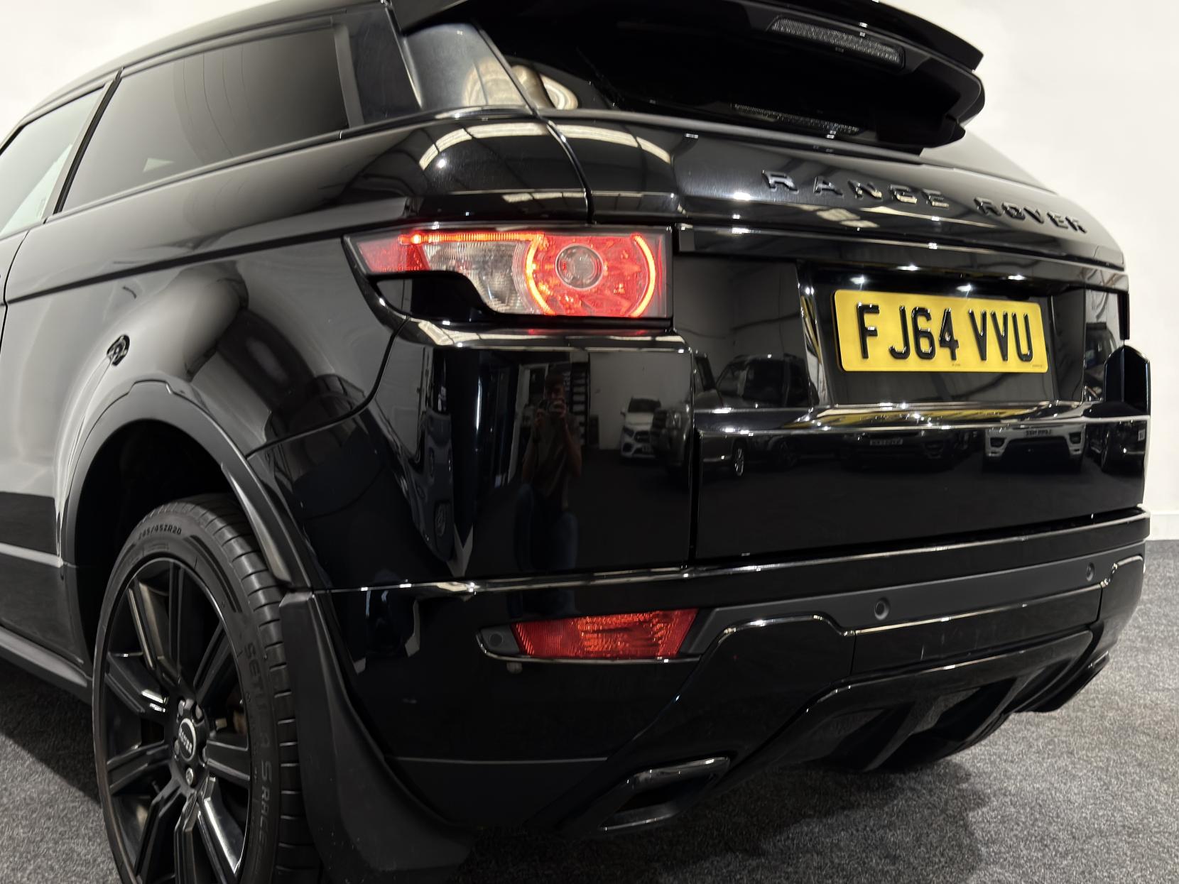 Land Rover Range Rover Evoque 2.2 SD4 Dynamic Coupe 3dr Diesel Auto 4WD Euro 5 (s/s) (190 ps)