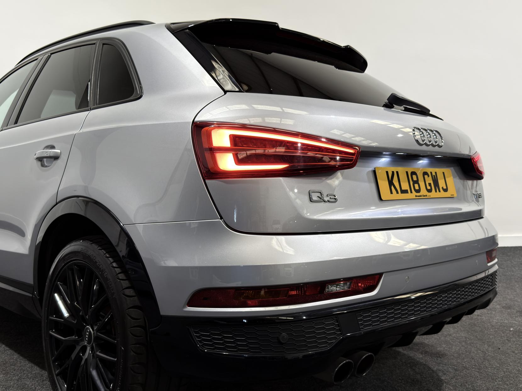 Audi Q3 1.4 TFSI CoD Black Edition SUV 5dr Petrol S Tronic Euro 6 (s/s) (150 ps)