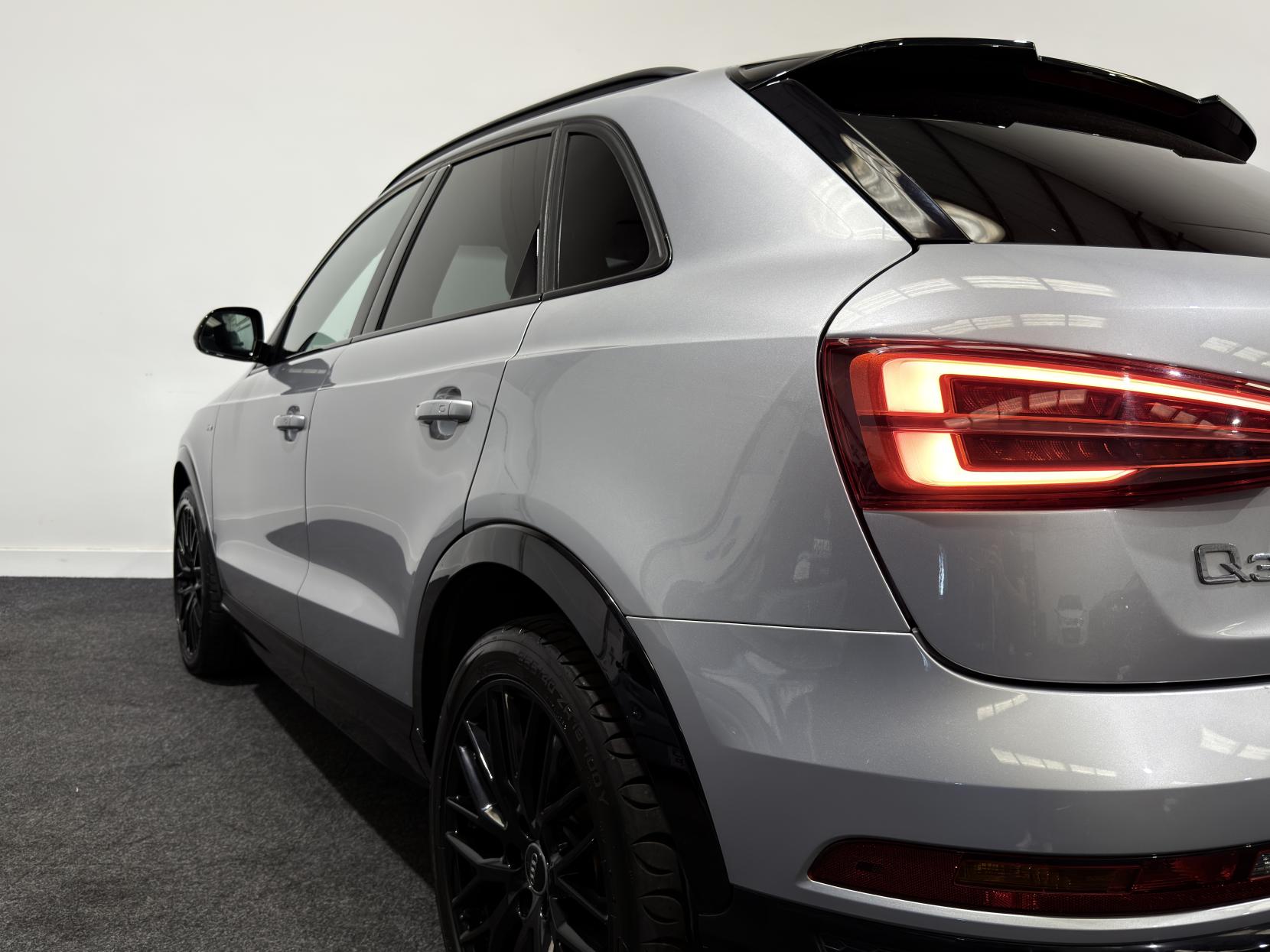 Audi Q3 1.4 TFSI CoD Black Edition SUV 5dr Petrol S Tronic Euro 6 (s/s) (150 ps)