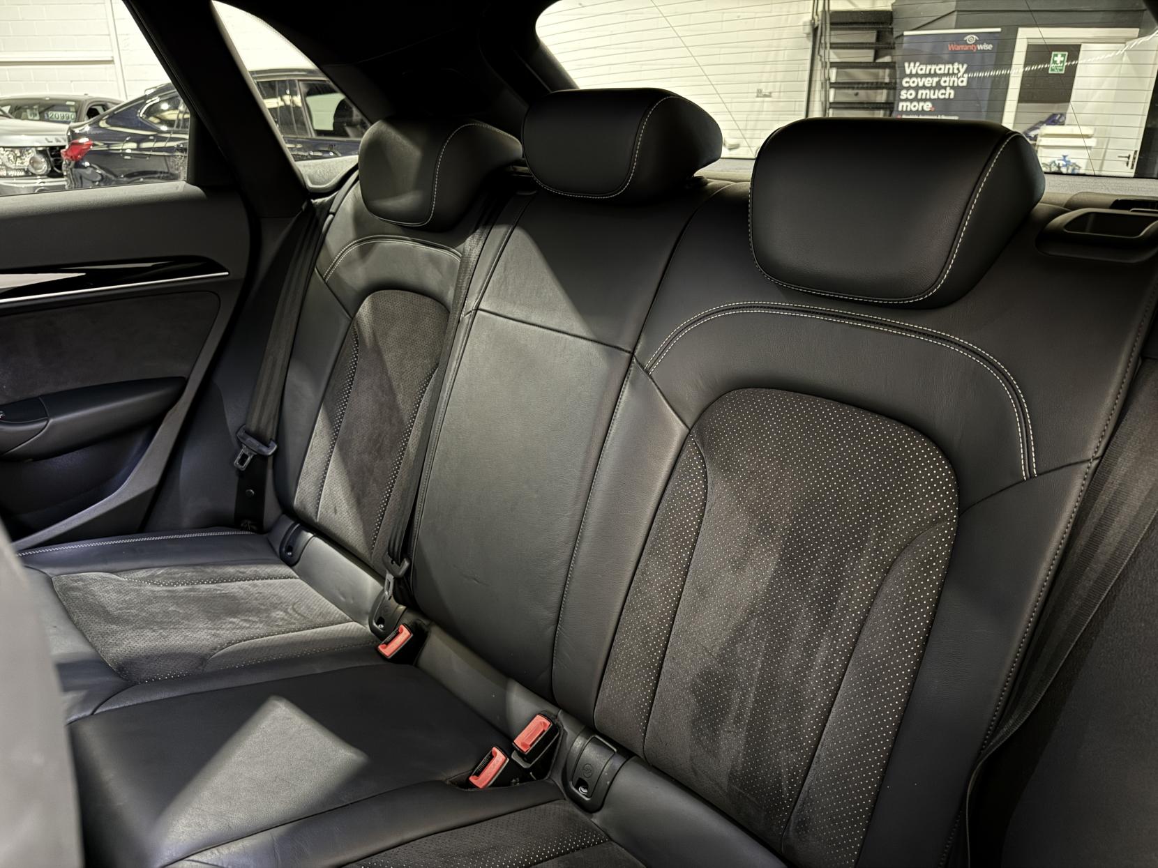 Audi Q3 1.4 TFSI CoD Black Edition SUV 5dr Petrol S Tronic Euro 6 (s/s) (150 ps)