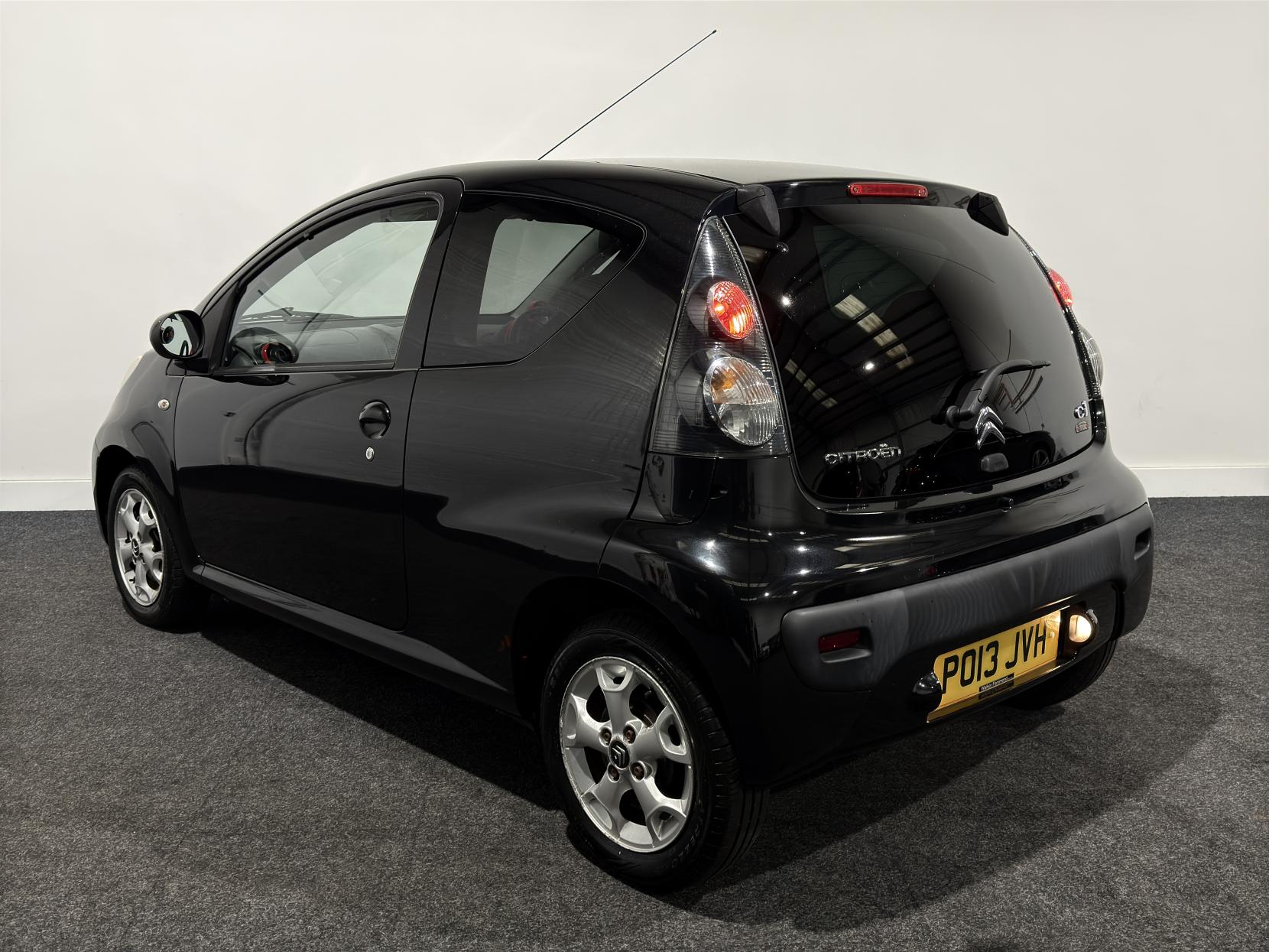 Citroen C1 1.0i Connexion Hatchback 3dr Petrol Manual Euro 5 (68 ps)