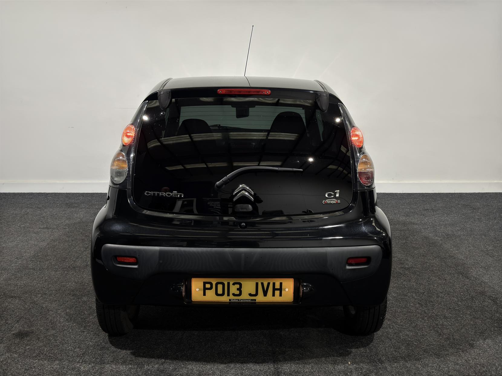 Citroen C1 1.0i Connexion Hatchback 3dr Petrol Manual Euro 5 (68 ps)