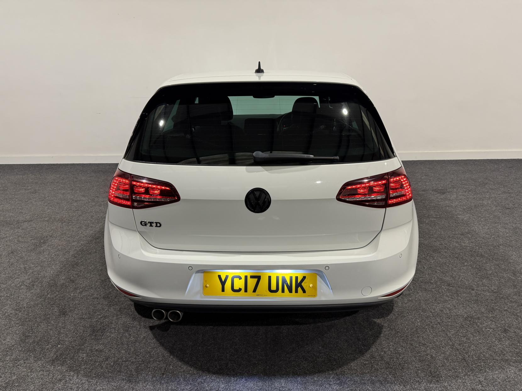 Volkswagen Golf 2.0 TDI BlueMotion Tech GTD Hatchback 5dr Diesel Manual Euro 6 (s/s) (184 ps)