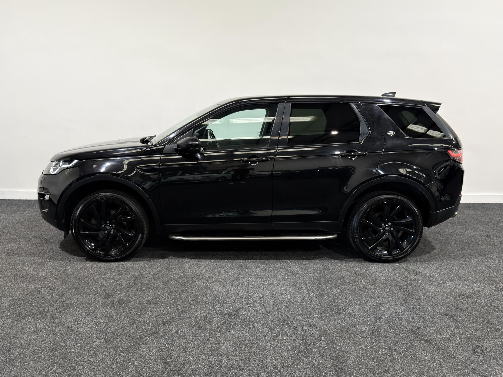 Land Rover Discovery Sport 2.0 TD4 HSE Black SUV 5dr Diesel Auto 4WD Euro 6 (s/s) (180 ps)