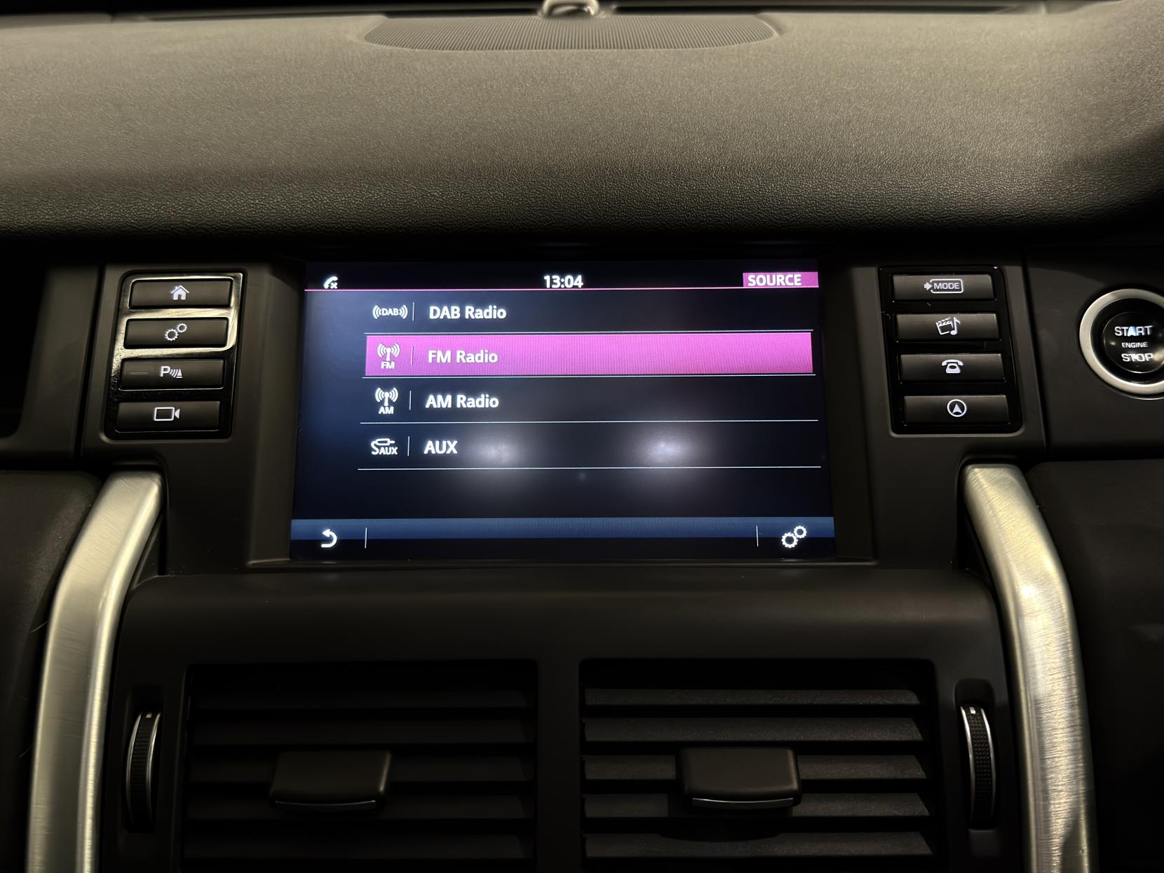 Land Rover Discovery Sport 2.0 TD4 HSE Black SUV 5dr Diesel Auto 4WD Euro 6 (s/s) (180 ps)