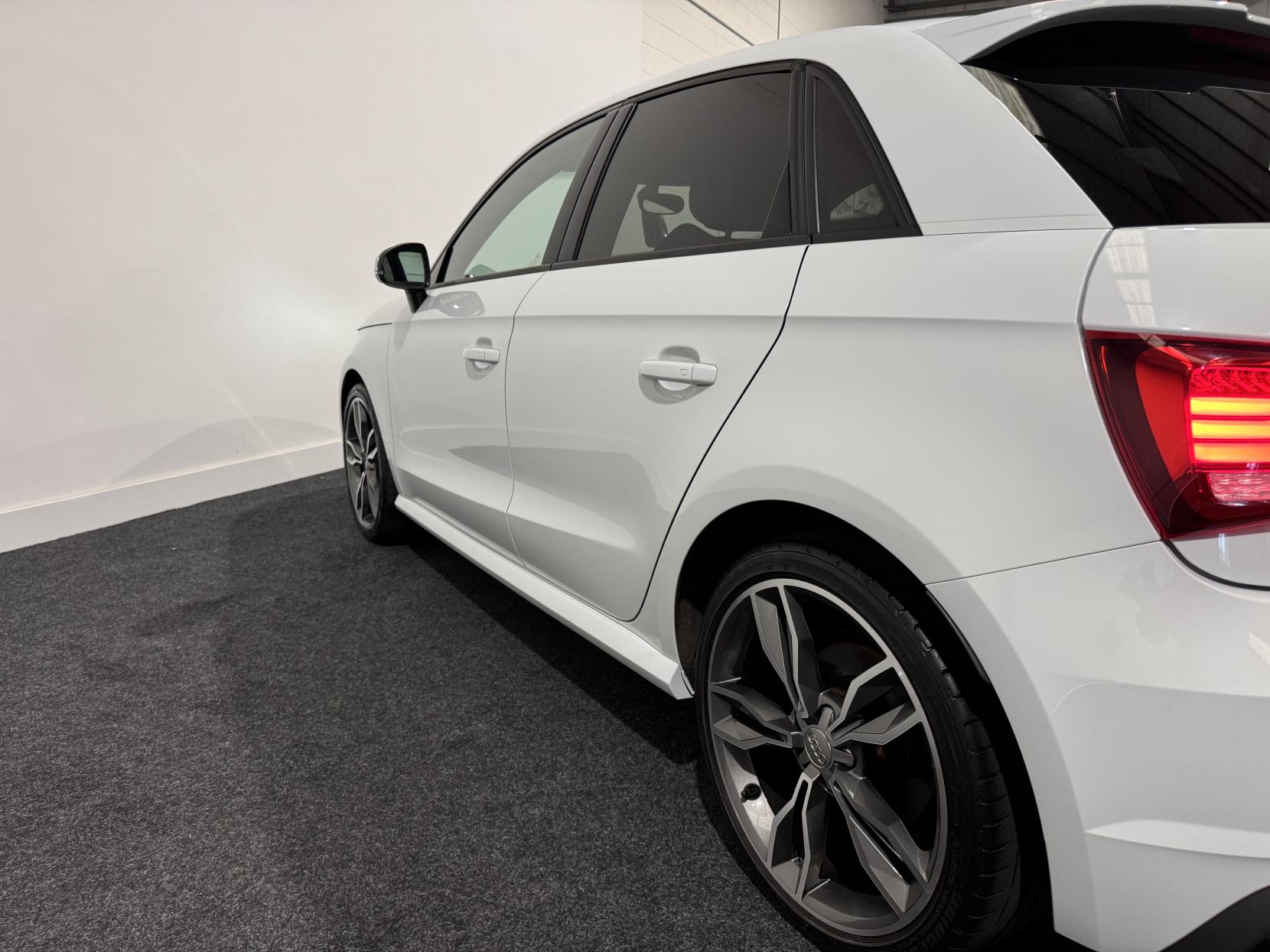 Audi S1 2.0 TFSI Competition Sportback 5dr Petrol Manual quattro Euro 6 (s/s) (231 ps)