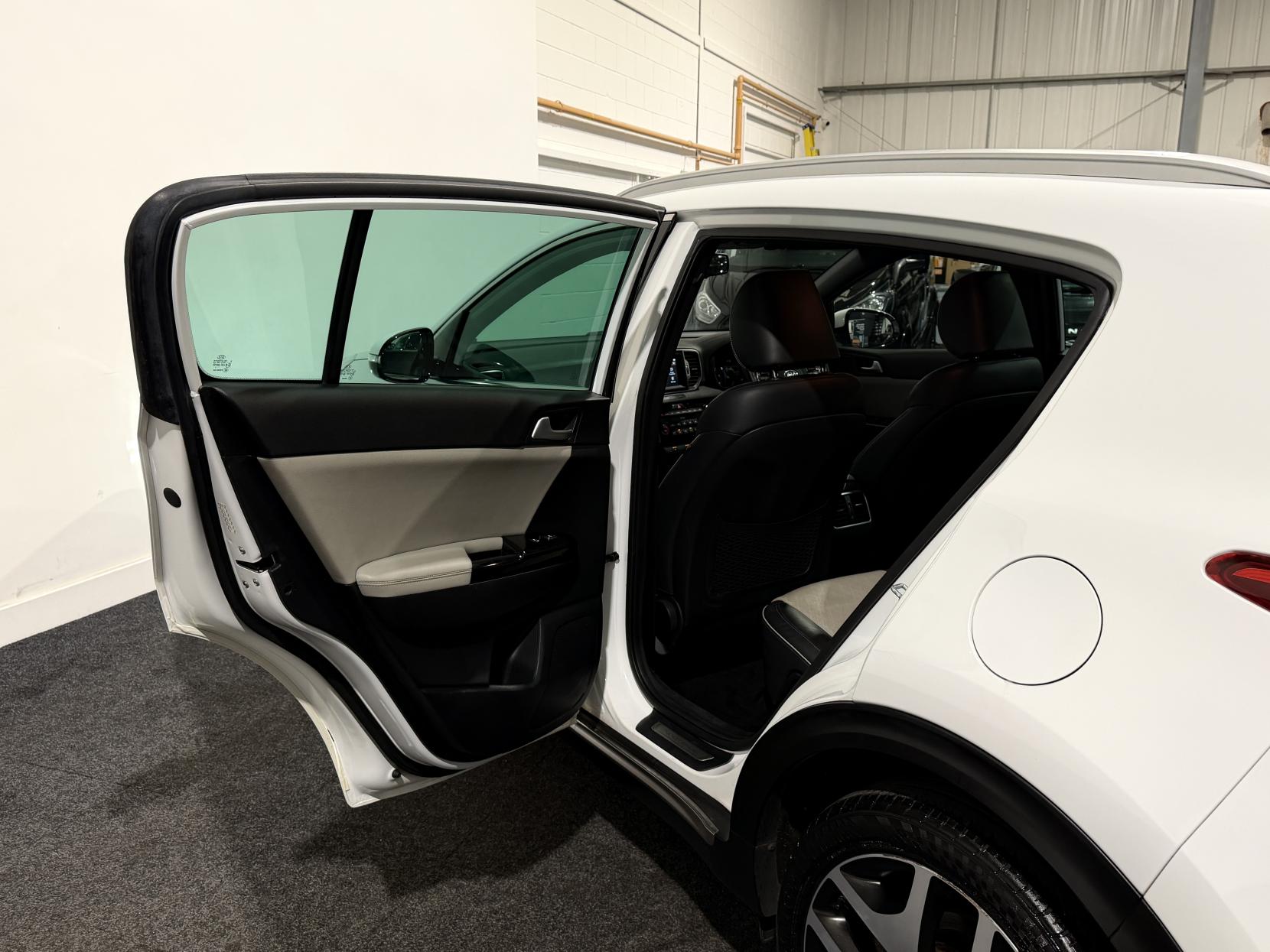 Kia Sportage 2.0 CRDi GT-Line SUV 5dr Diesel Manual AWD Euro 6 (134 bhp)