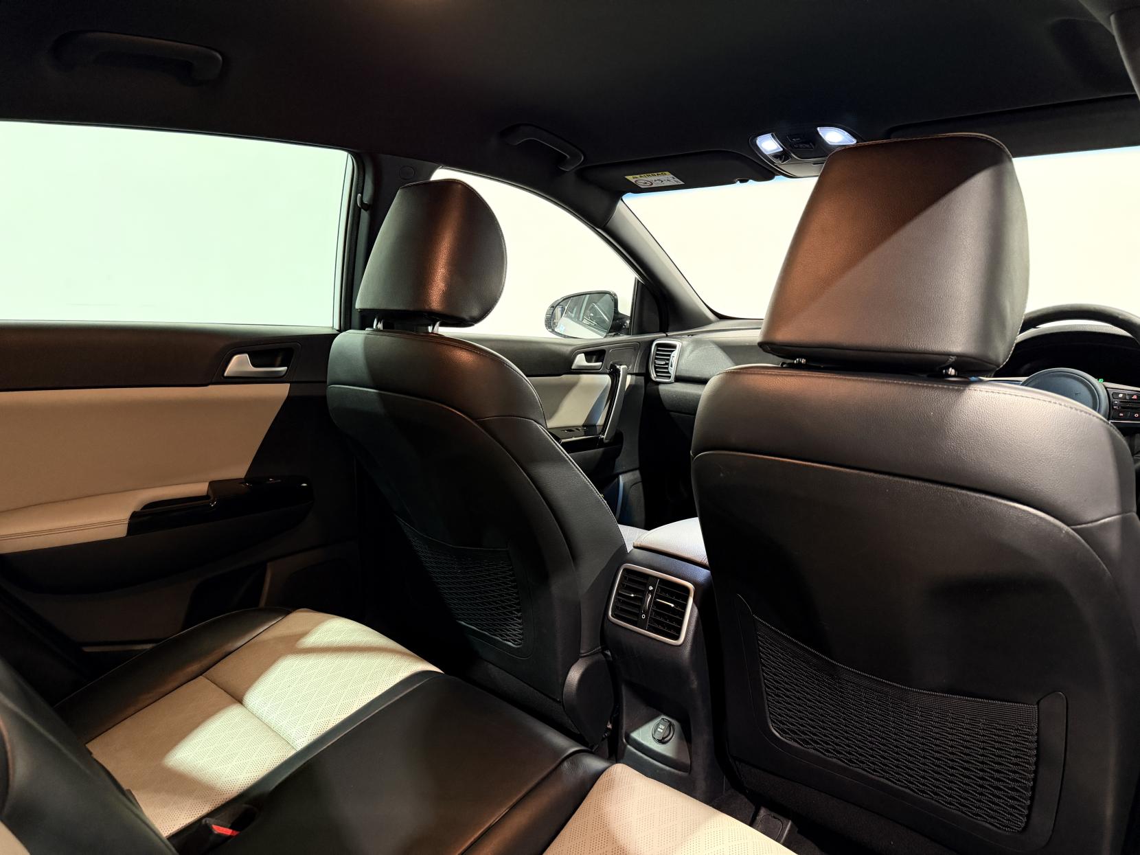 Kia Sportage 2.0 CRDi GT-Line SUV 5dr Diesel Manual AWD Euro 6 (134 bhp)