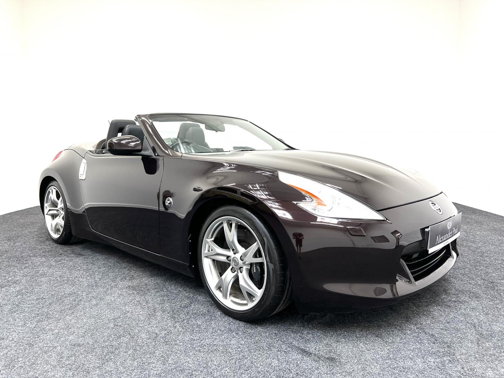 Nissan 370 Z 3.7 V6 GT Convertible 2dr Petrol Manual (262 g/km, 326 bhp)