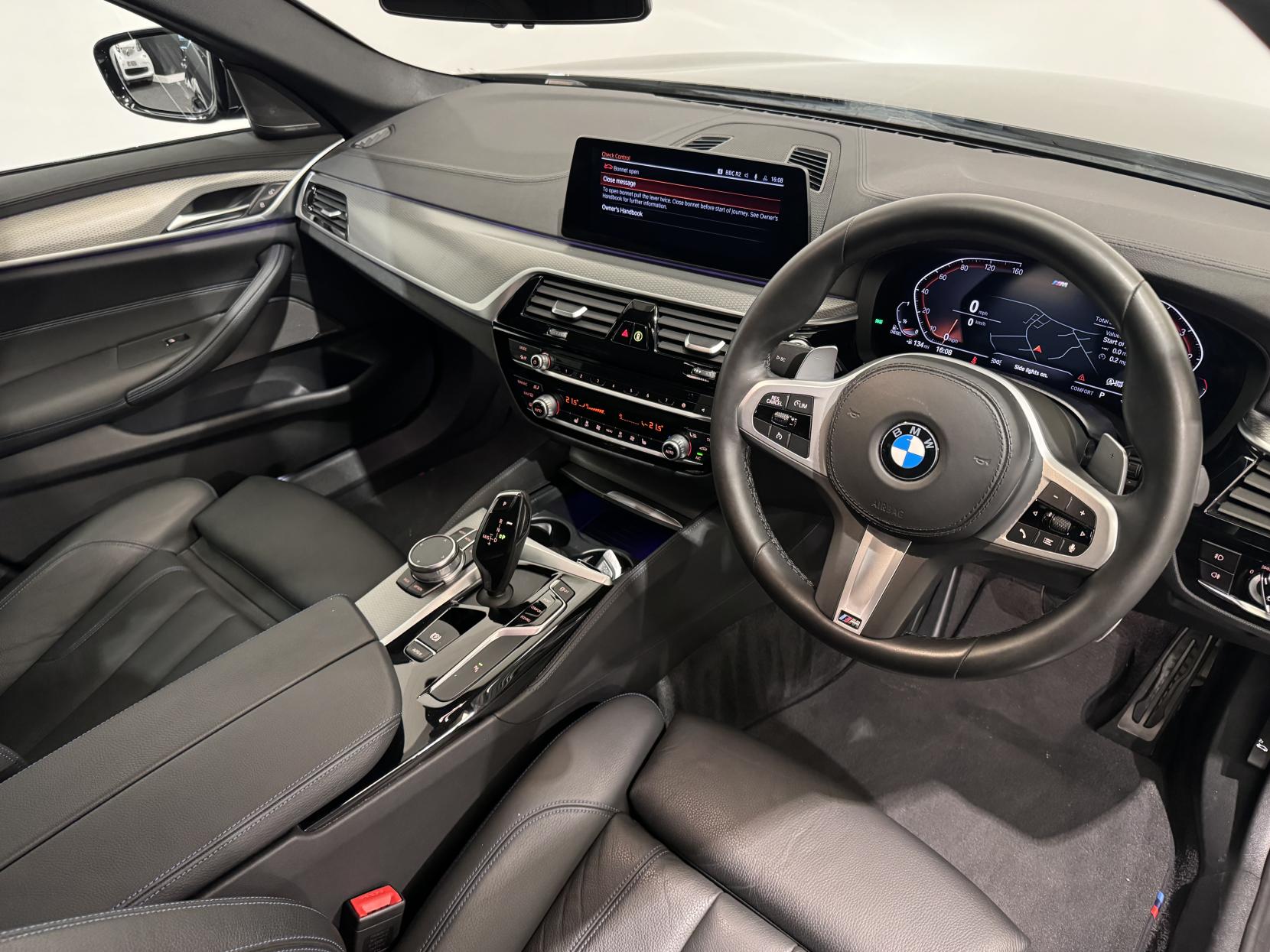 BMW 5 Series 2.0 520d MHT M Sport Touring 5dr Diesel Hybrid Auto Euro 6 (s/s) (190 ps)
