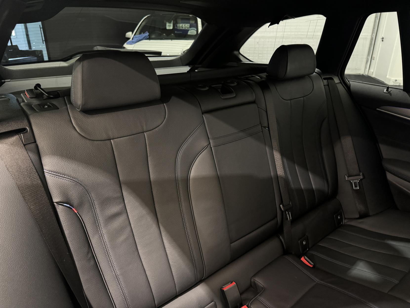 BMW 5 Series 2.0 520d MHT M Sport Touring 5dr Diesel Hybrid Auto Euro 6 (s/s) (190 ps)