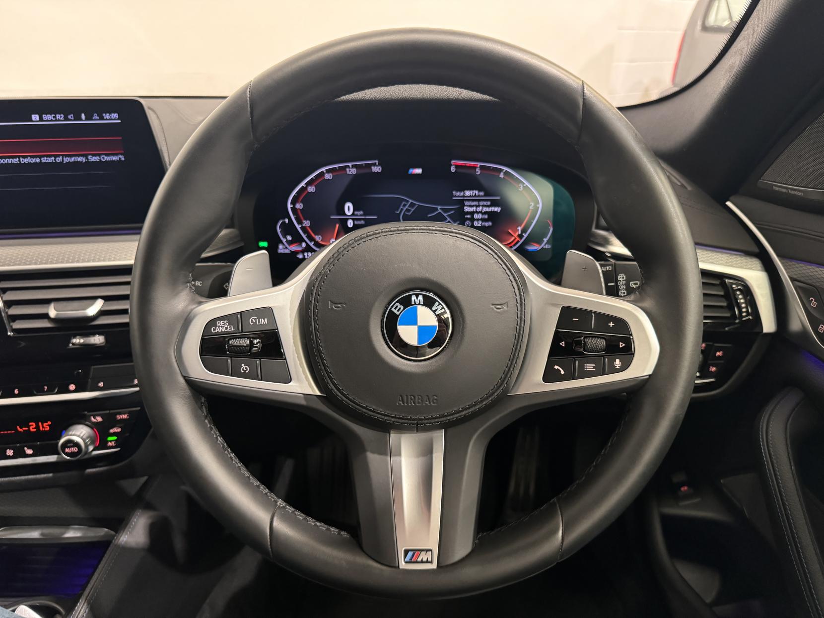 BMW 5 Series 2.0 520d MHT M Sport Touring 5dr Diesel Hybrid Auto Euro 6 (s/s) (190 ps)