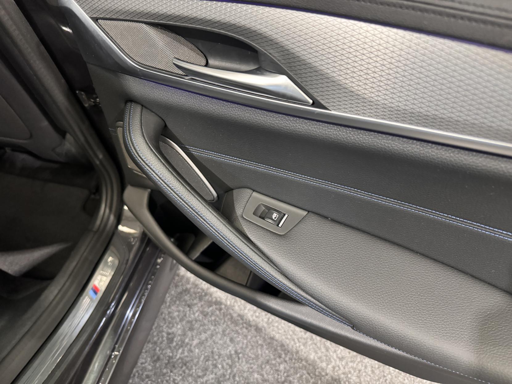 BMW 5 Series 2.0 520d MHT M Sport Touring 5dr Diesel Hybrid Auto Euro 6 (s/s) (190 ps)