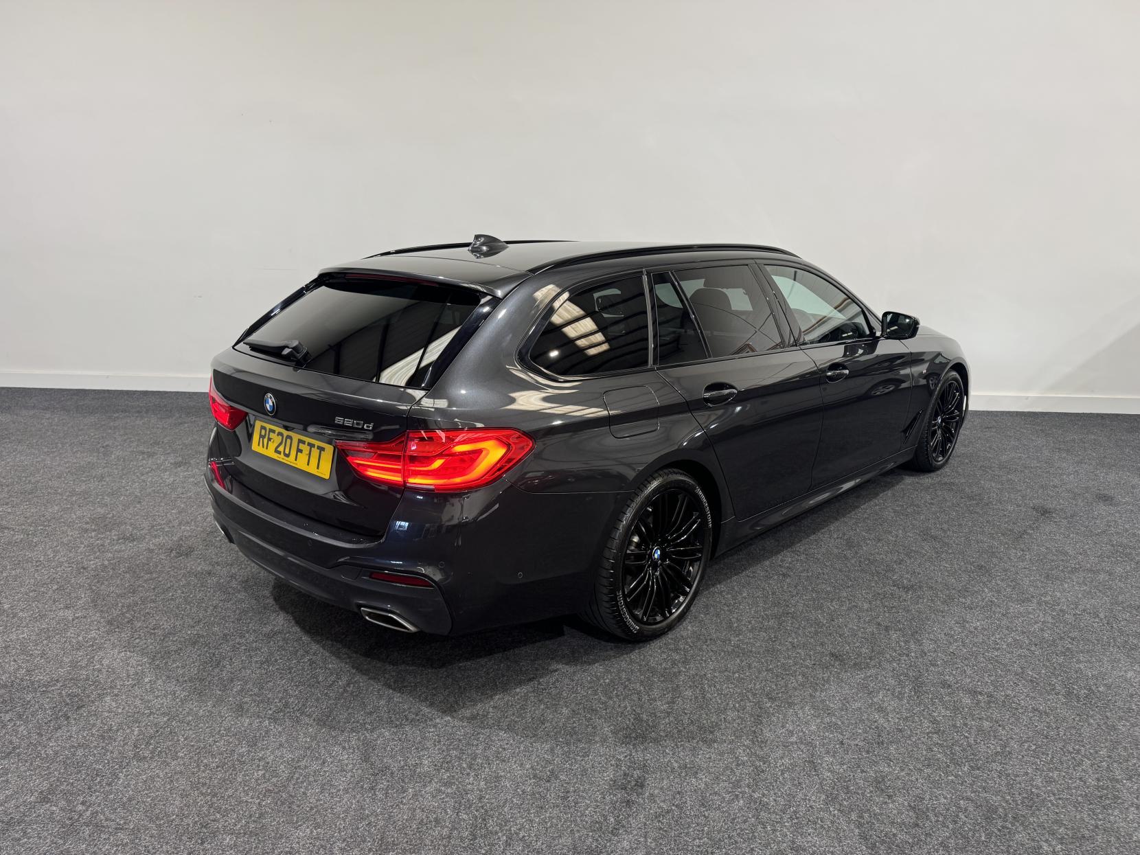 BMW 5 Series 2.0 520d MHT M Sport Touring 5dr Diesel Hybrid Auto Euro 6 (s/s) (190 ps)