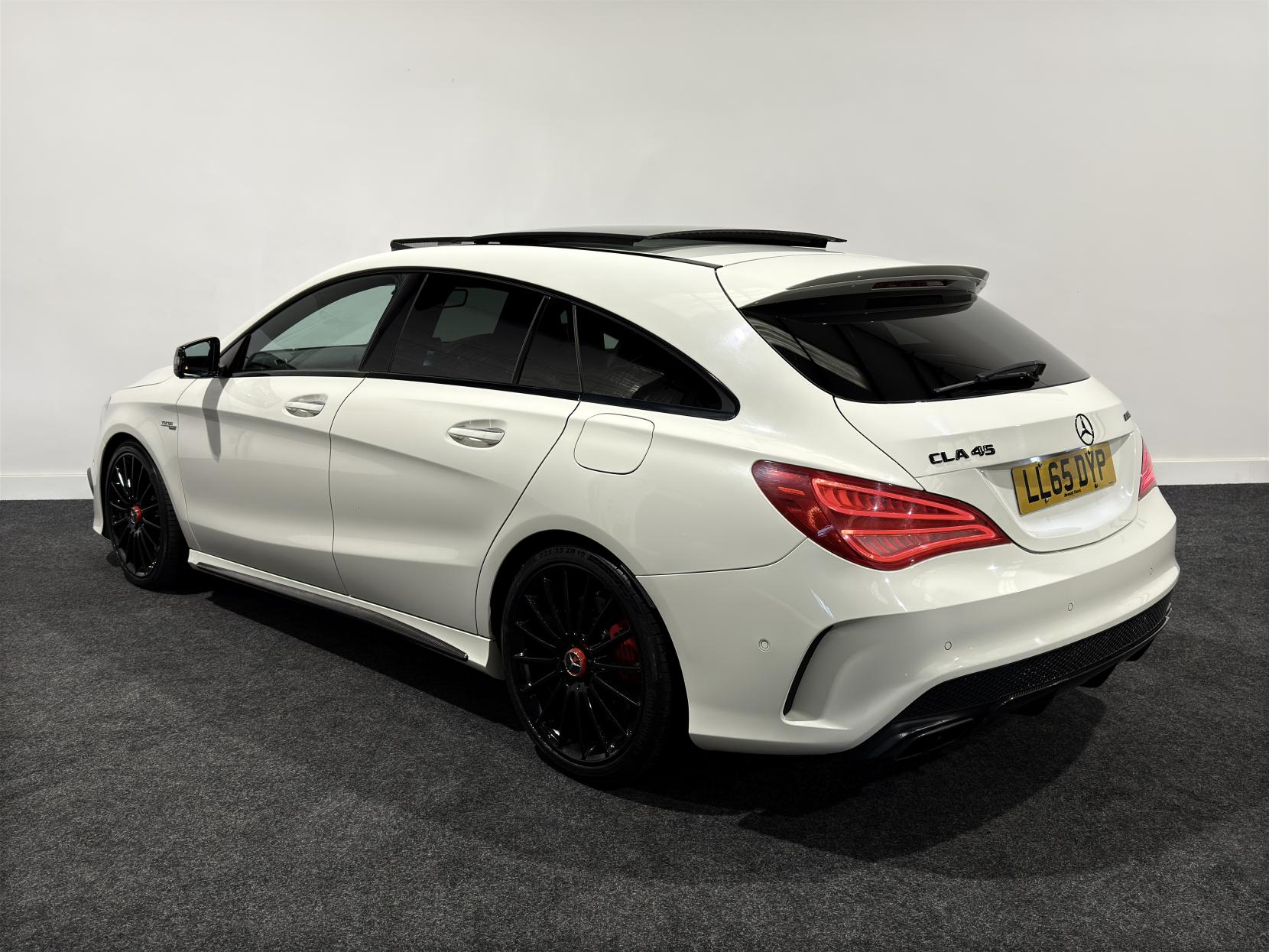 Mercedes-Benz CLA 2.0 CLA45 AMG Shooting Brake 5dr Petrol SpdS DCT 4MATIC Euro 6 (s/s) (381 ps)