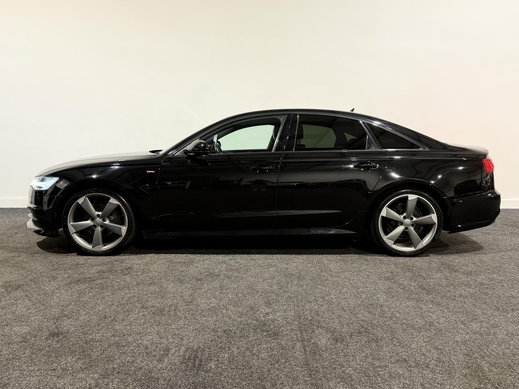 Audi A6 Saloon 2.0 TDI ultra Black Edition Saloon 4dr Diesel Manual Euro 6 (s/s) (190 ps)