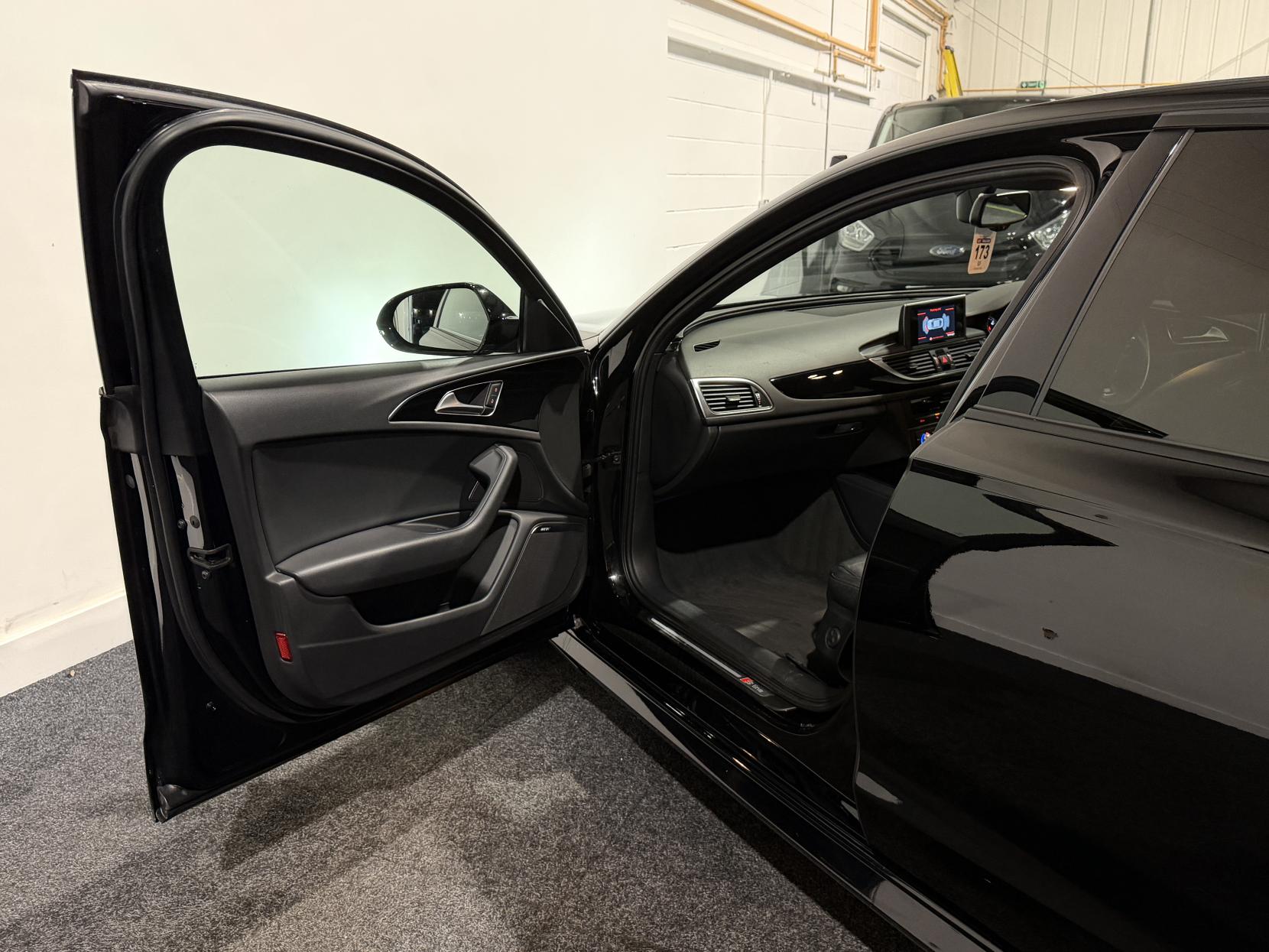 Audi A6 Saloon 2.0 TDI ultra Black Edition Saloon 4dr Diesel Manual Euro 6 (s/s) (190 ps)