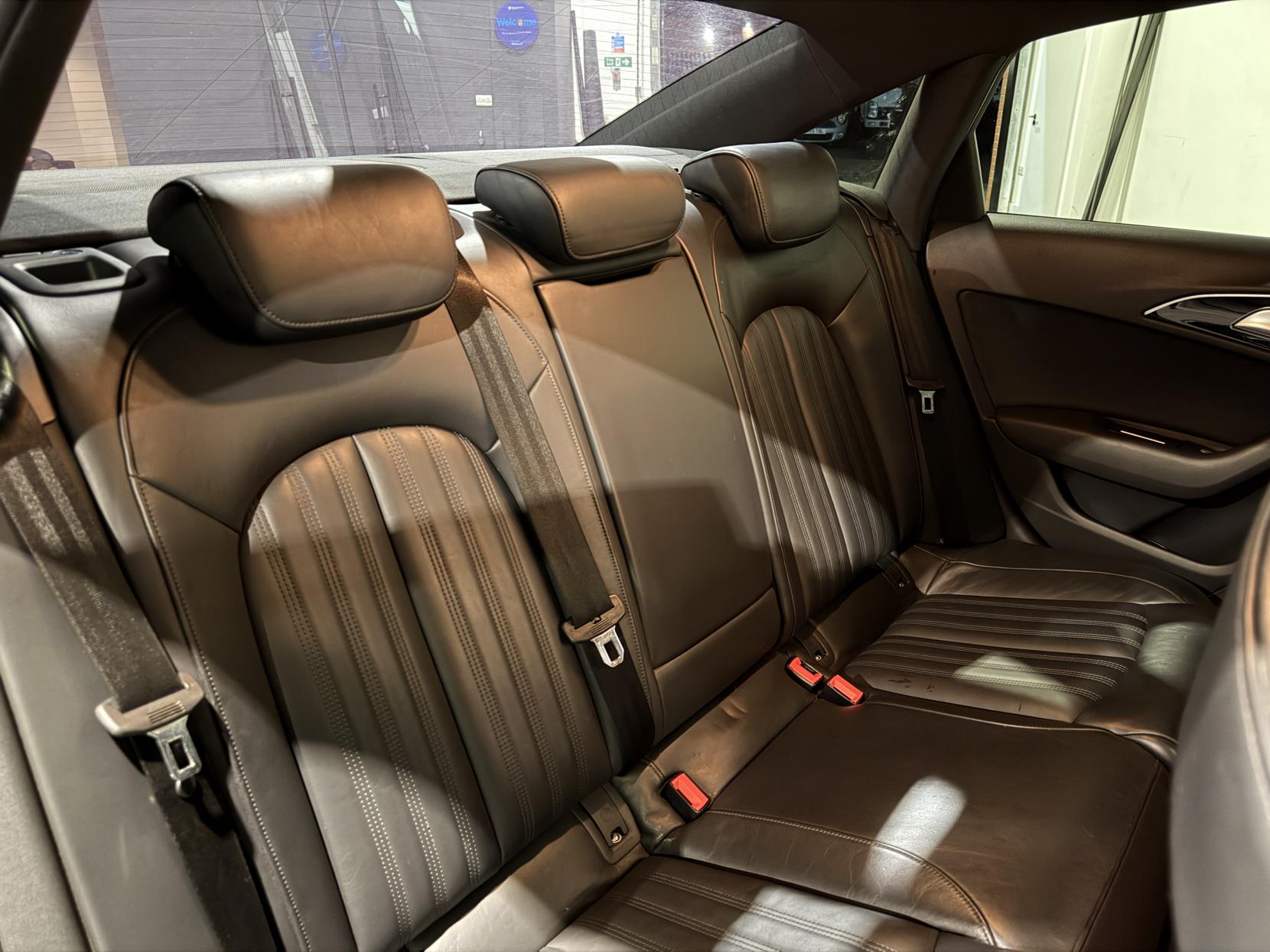 Audi A6 Saloon 2.0 TDI ultra Black Edition Saloon 4dr Diesel Manual Euro 6 (s/s) (190 ps)