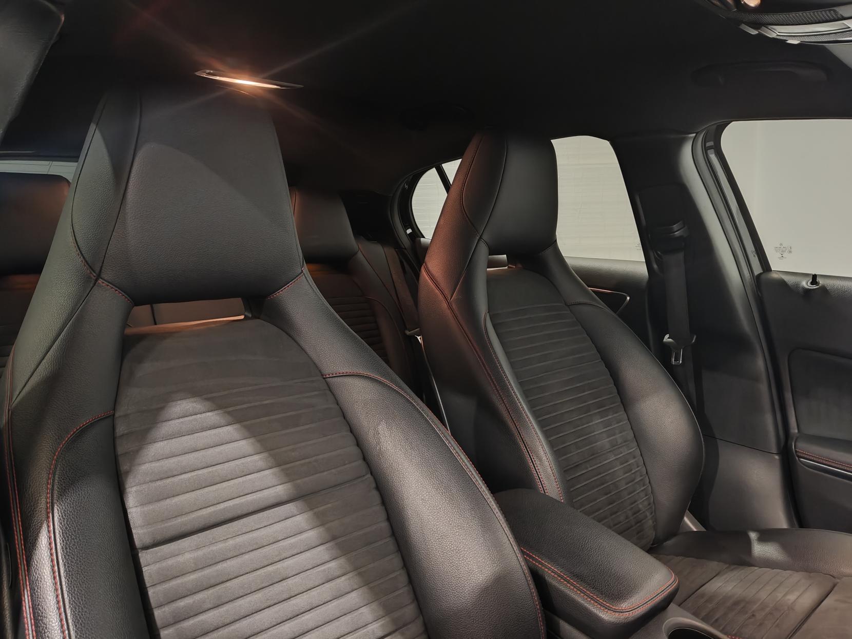 Mercedes-Benz GLA 2.1 GLA220d AMG Line SUV 5dr Diesel 7G-DCT 4MATIC Euro 6 (s/s) (177 ps)