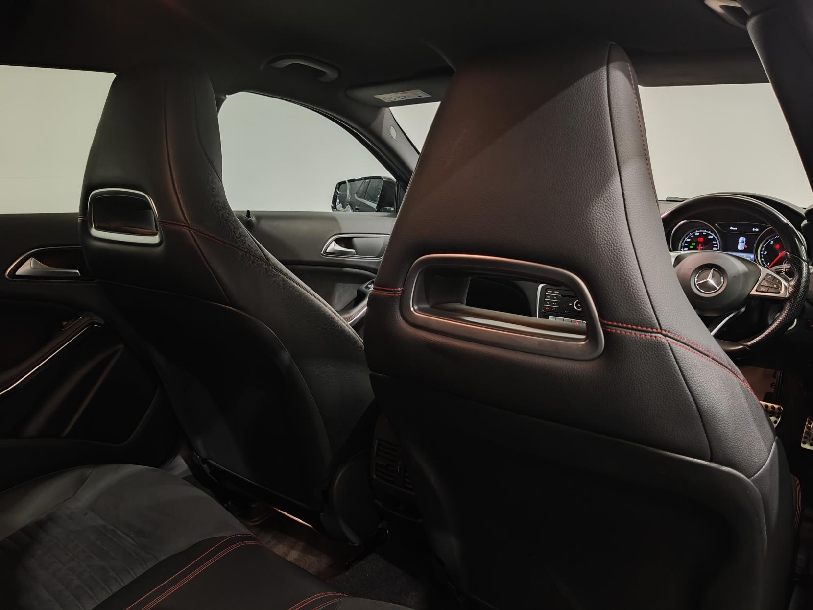 Mercedes-Benz GLA 2.1 GLA220d AMG Line SUV 5dr Diesel 7G-DCT 4MATIC Euro 6 (s/s) (177 ps)
