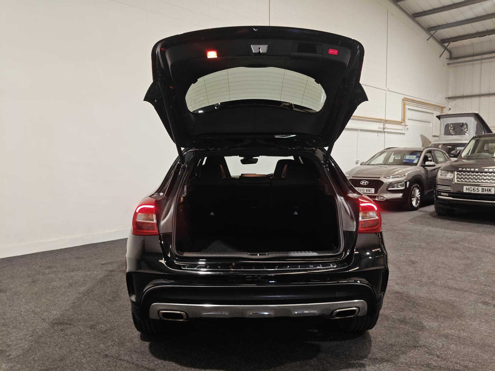 Mercedes-Benz GLA 2.1 GLA220d AMG Line SUV 5dr Diesel 7G-DCT 4MATIC Euro 6 (s/s) (177 ps)