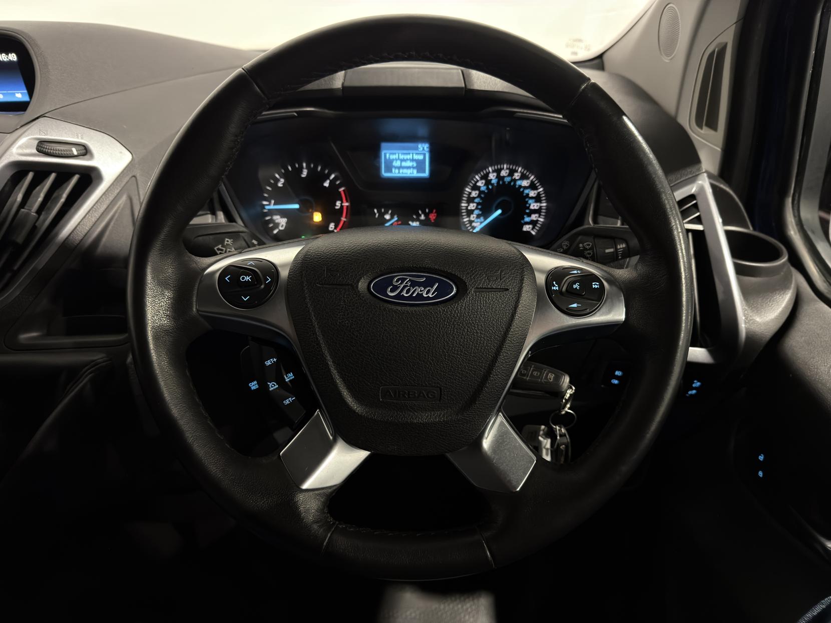 Ford Transit Custom 2.0 TDCi 290 Limited Panel Van 5dr Diesel Manual L2 H2 (157 g/km, 128 bhp)