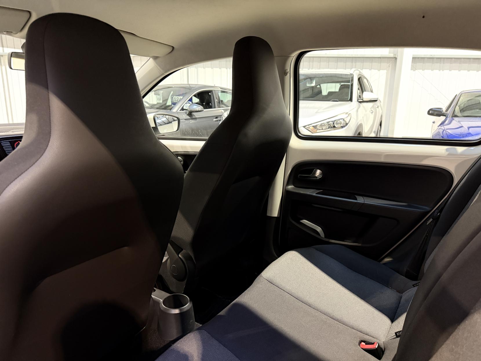 Volkswagen up! 1.0 Move up! Hatchback 5dr Petrol Manual Euro 6 (60 ps)