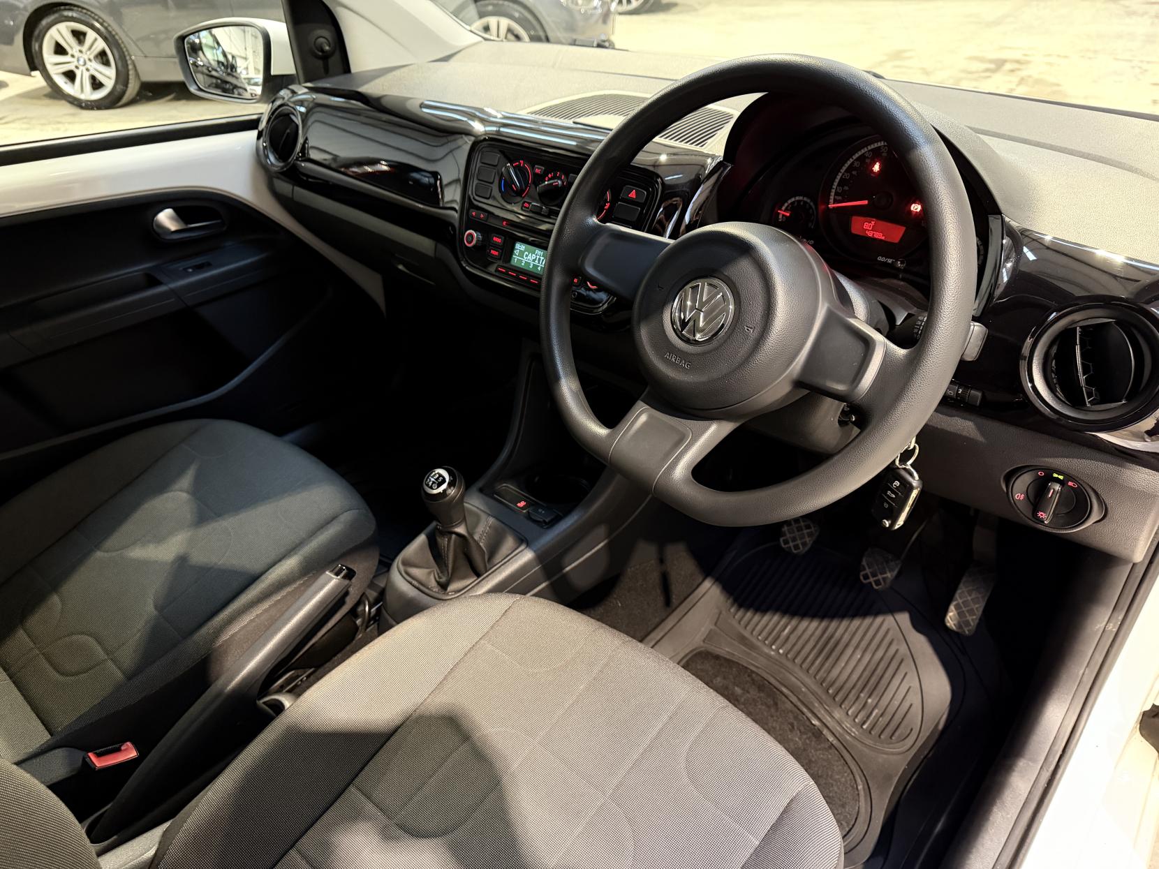 Volkswagen up! 1.0 Move up! Hatchback 5dr Petrol Manual Euro 6 (60 ps)