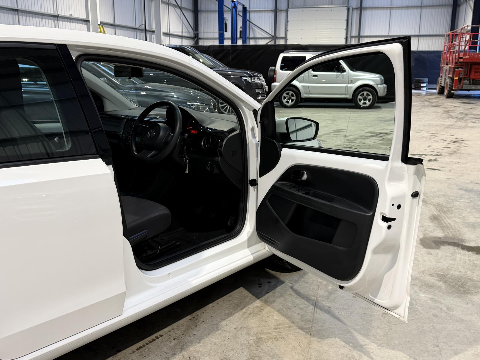 Volkswagen up! 1.0 Move up! Hatchback 5dr Petrol Manual Euro 6 (60 ps)