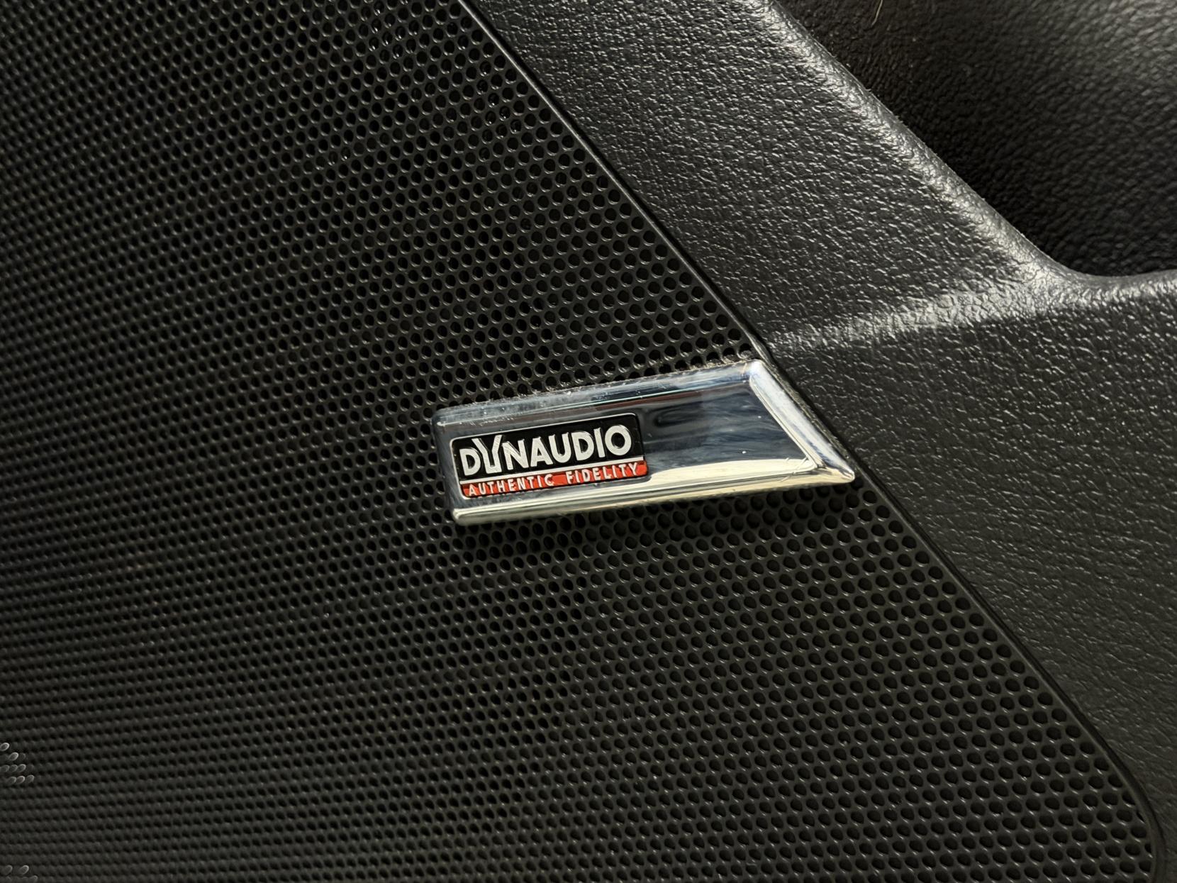 Volkswagen Tiguan 2.0 TDI Summit SUV 5dr Diesel DSG 4WD Euro 5 (140 ps)