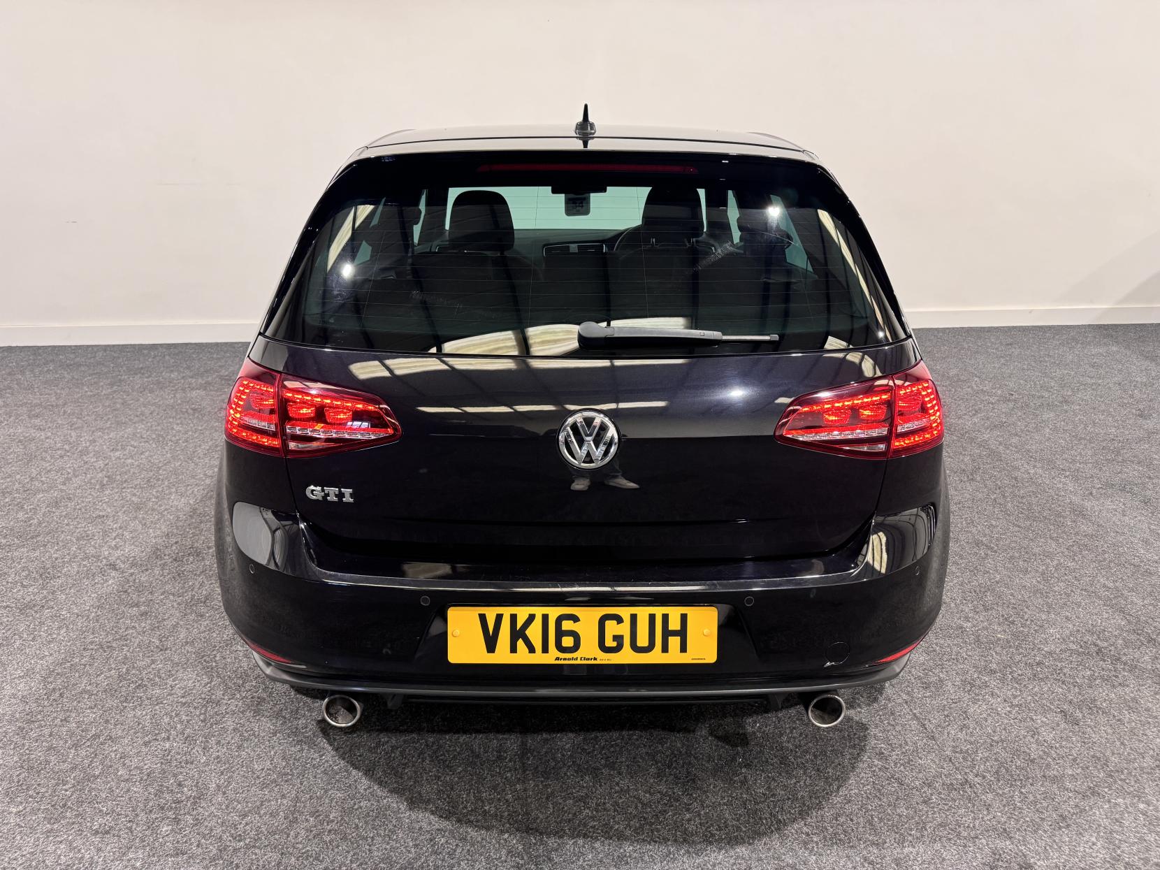 Volkswagen Golf 2.0 TSI BlueMotion Tech GTI Hatchback 5dr Petrol Manual Euro 6 (s/s) (220 ps)