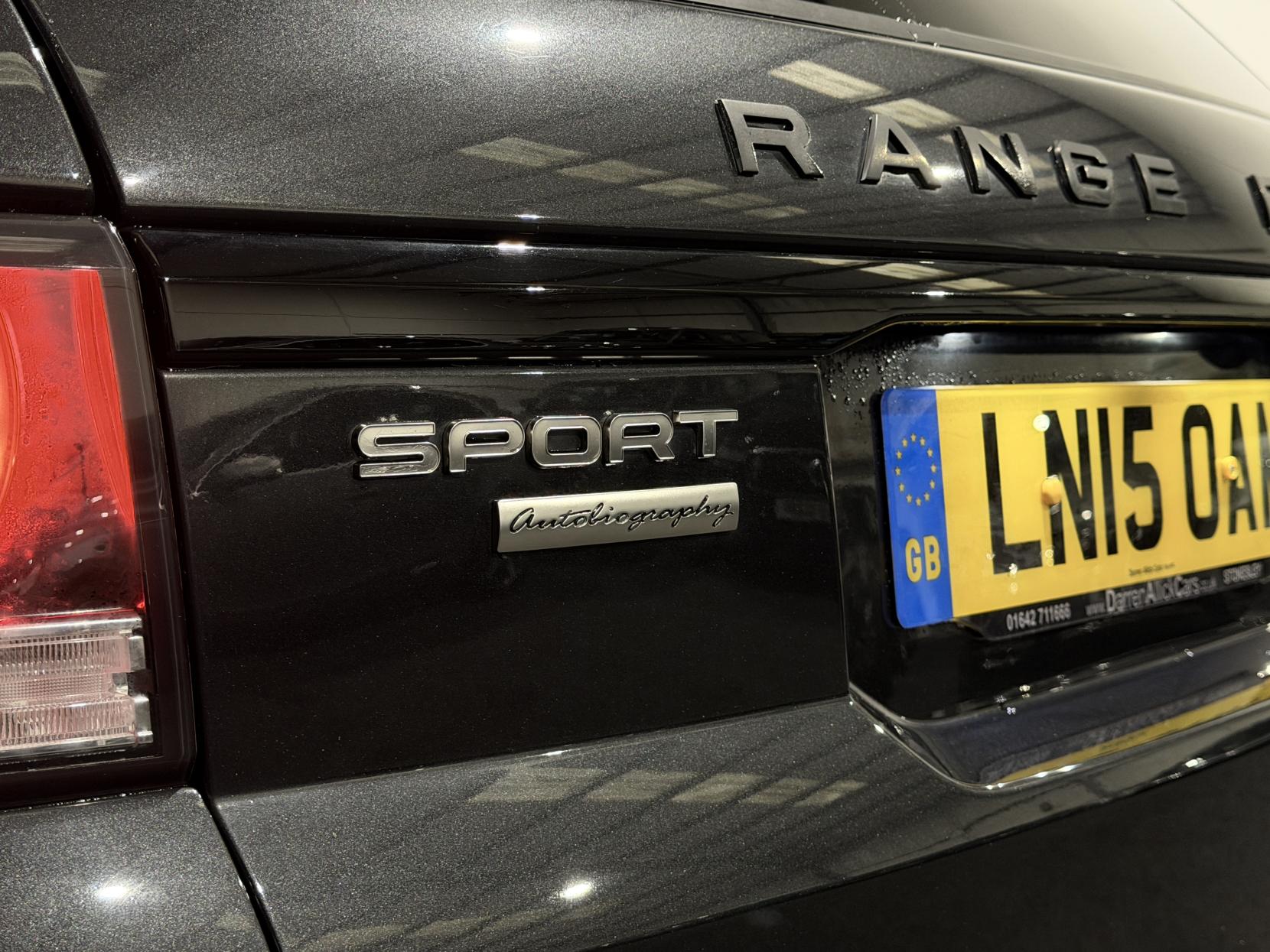 Land Rover Range Rover Sport 3.0 SD V6 Autobiography Dynamic SUV 5dr Diesel Auto 4WD Euro 5 (s/s) (306 ps)