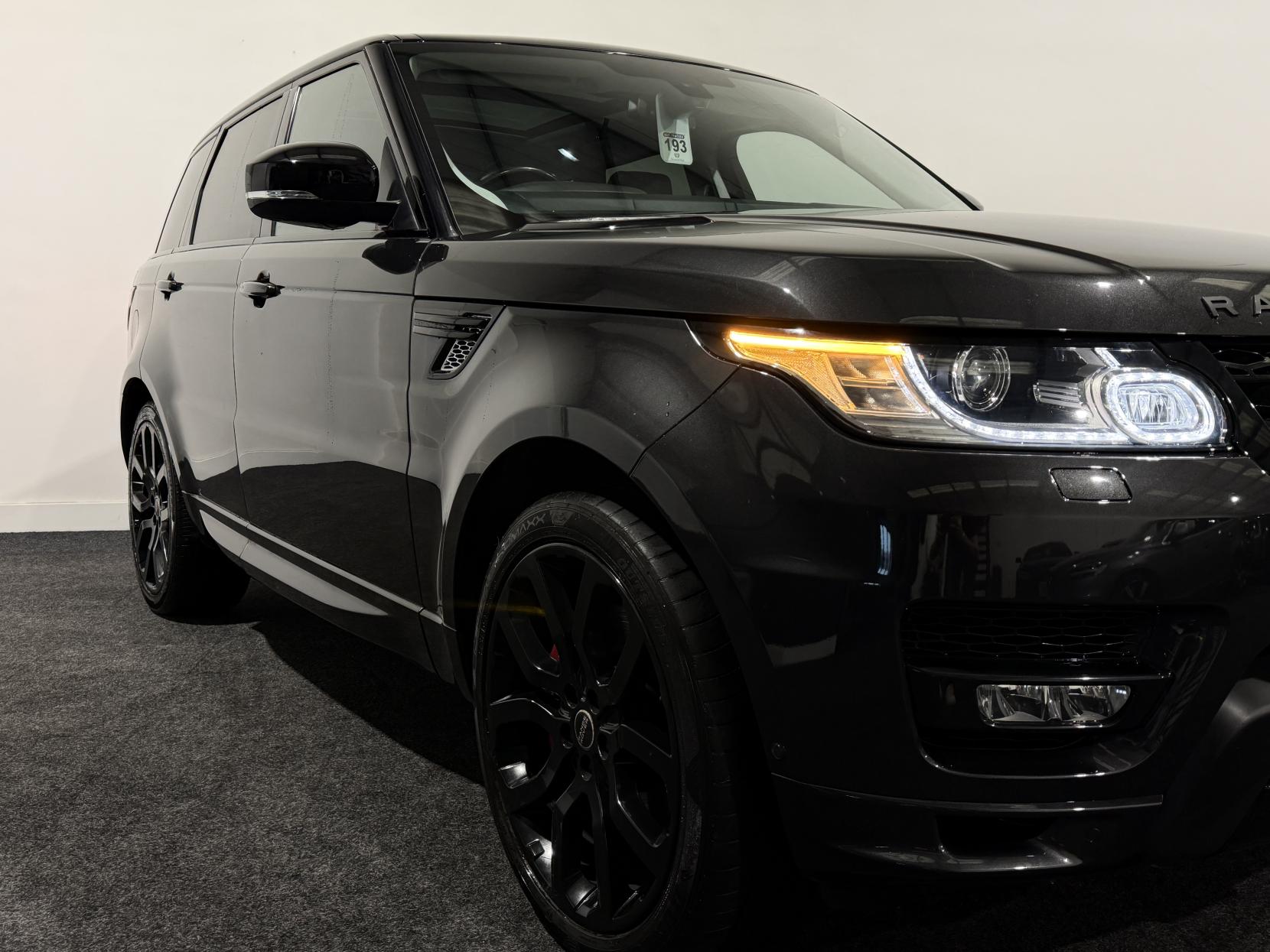 Land Rover Range Rover Sport 3.0 SD V6 Autobiography Dynamic SUV 5dr Diesel Auto 4WD Euro 5 (s/s) (306 ps)