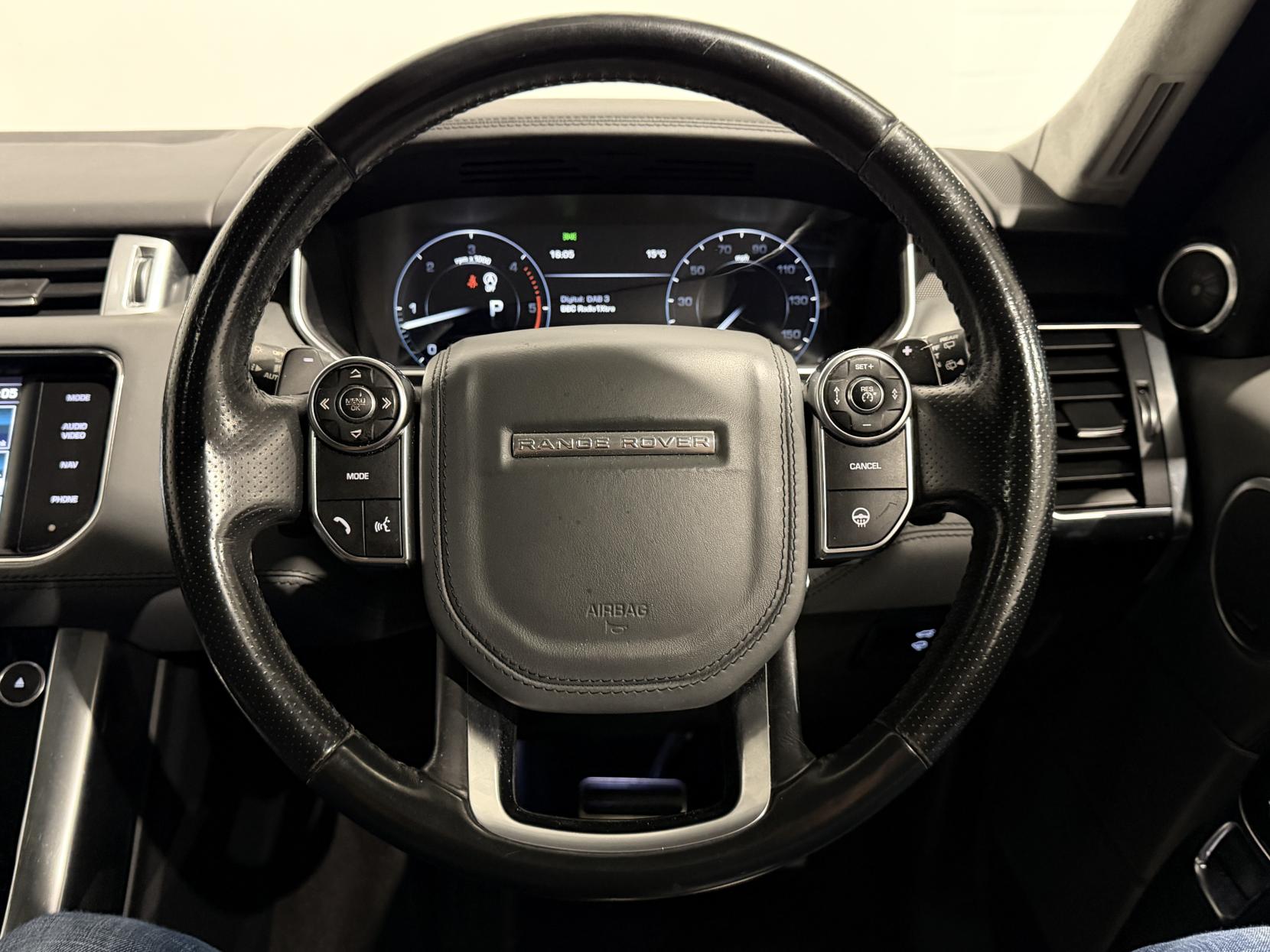 Land Rover Range Rover Sport 3.0 SD V6 Autobiography Dynamic SUV 5dr Diesel Auto 4WD Euro 5 (s/s) (306 ps)