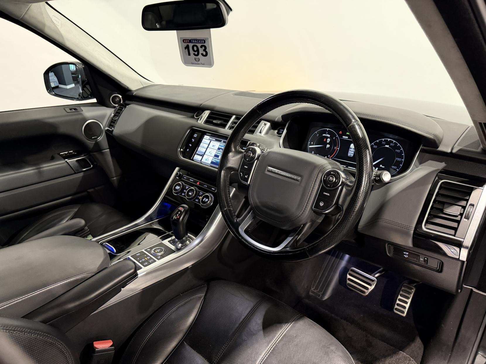 Land Rover Range Rover Sport 3.0 SD V6 Autobiography Dynamic SUV 5dr Diesel Auto 4WD Euro 5 (s/s) (306 ps)