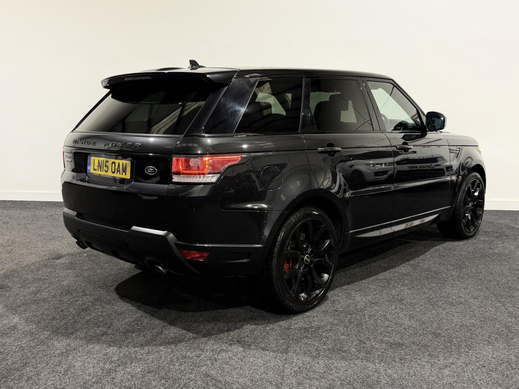 Land Rover Range Rover Sport 3.0 SD V6 Autobiography Dynamic SUV 5dr Diesel Auto 4WD Euro 5 (s/s) (306 ps)